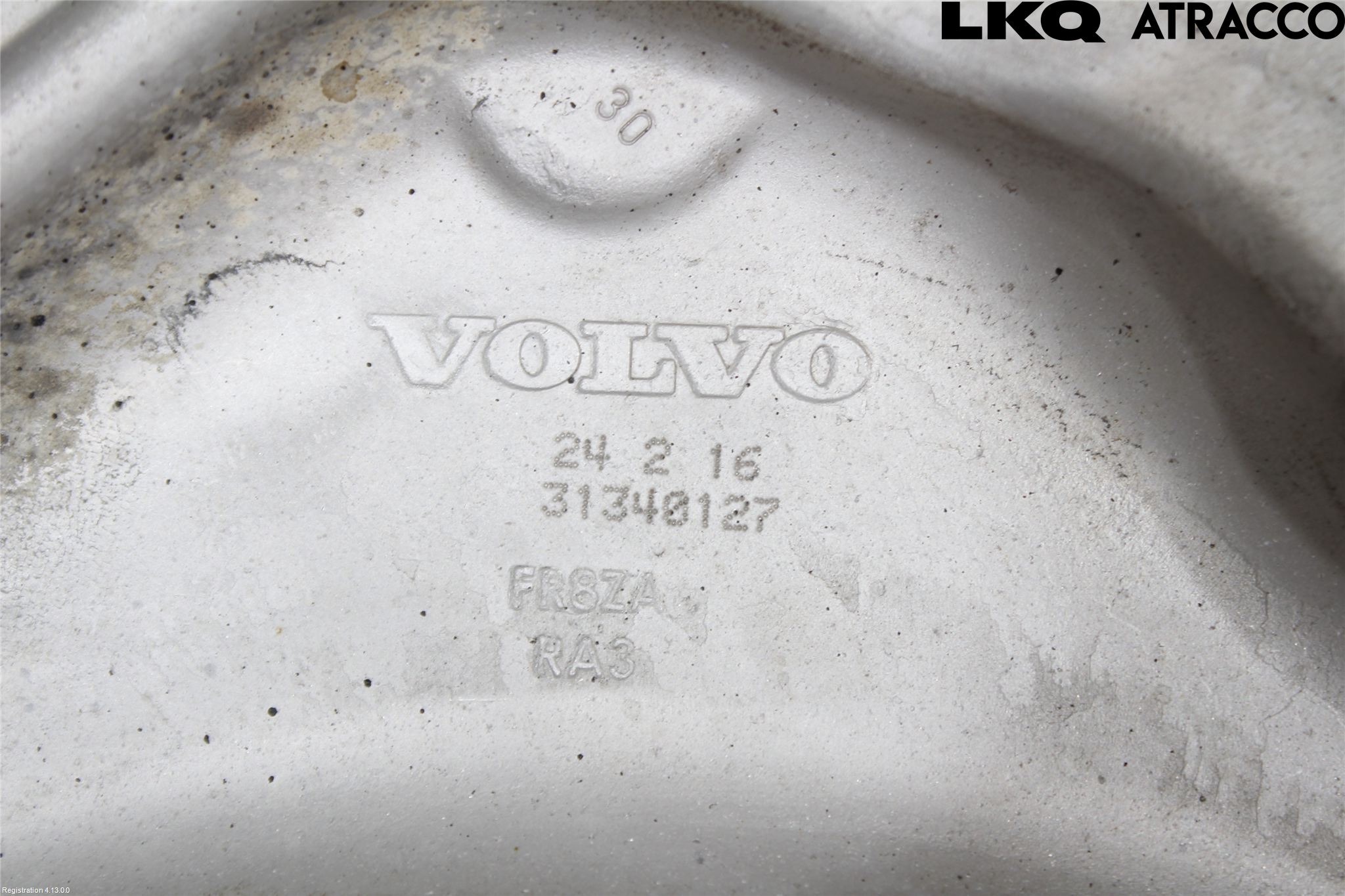 Volvo V70 08-13 Bärarm Fram Undre Hö