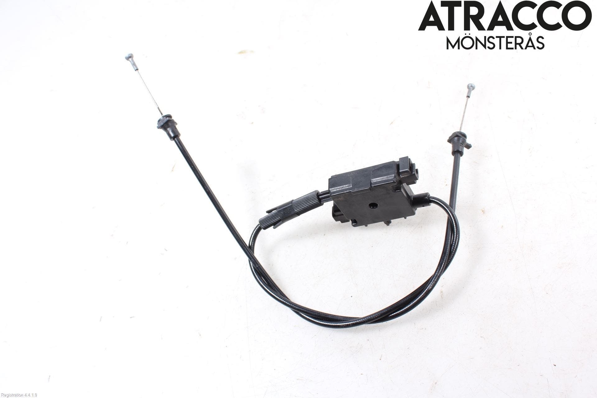 Audi Q3 8U 12-18 Huvlås Wire-Spak