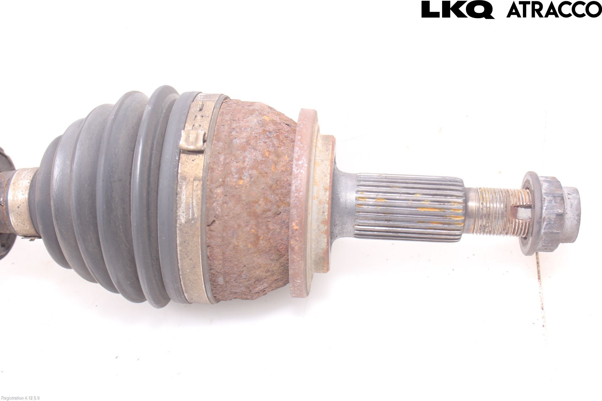 Toyota AVENSIS 09-15 Drivaxel Fram Höger