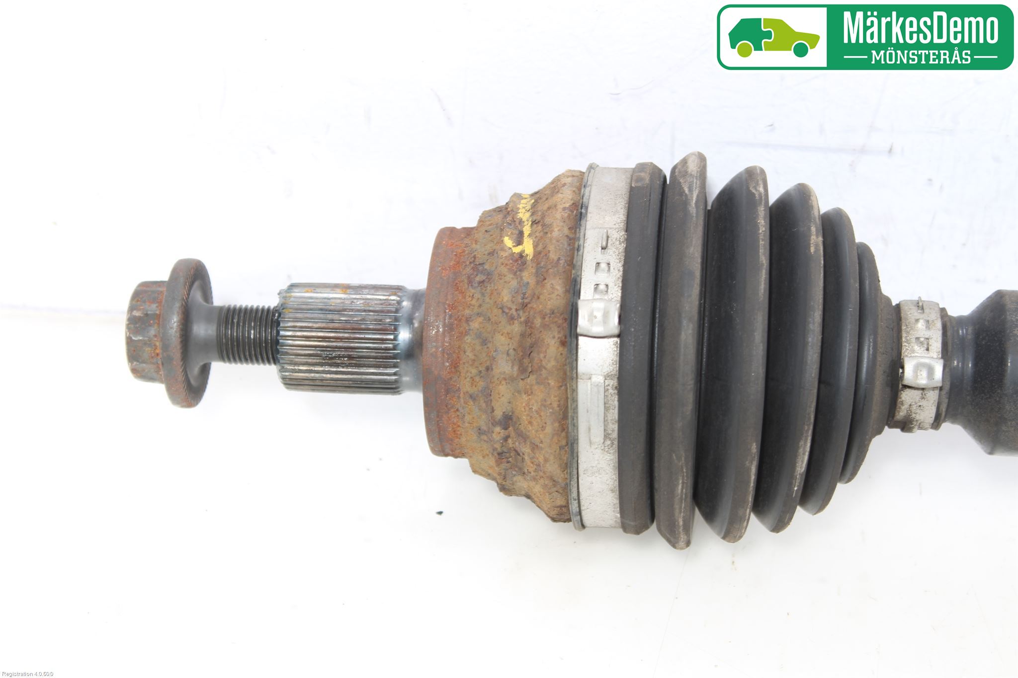 Volkswagen VW GOLF V 04-09 Drivaxel Fram Höger