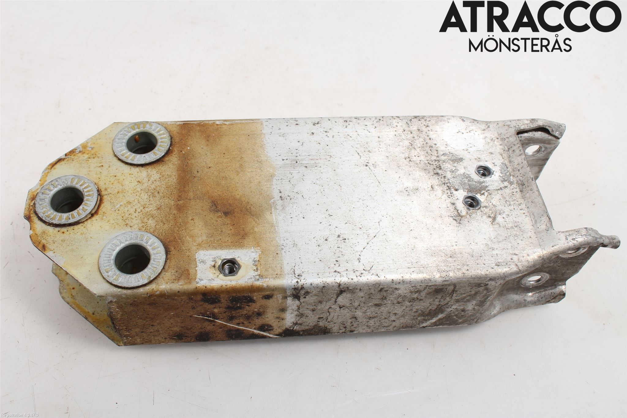 BMW 5 F10/F11/F18 09-17 Stötfångarbärjärn Fram