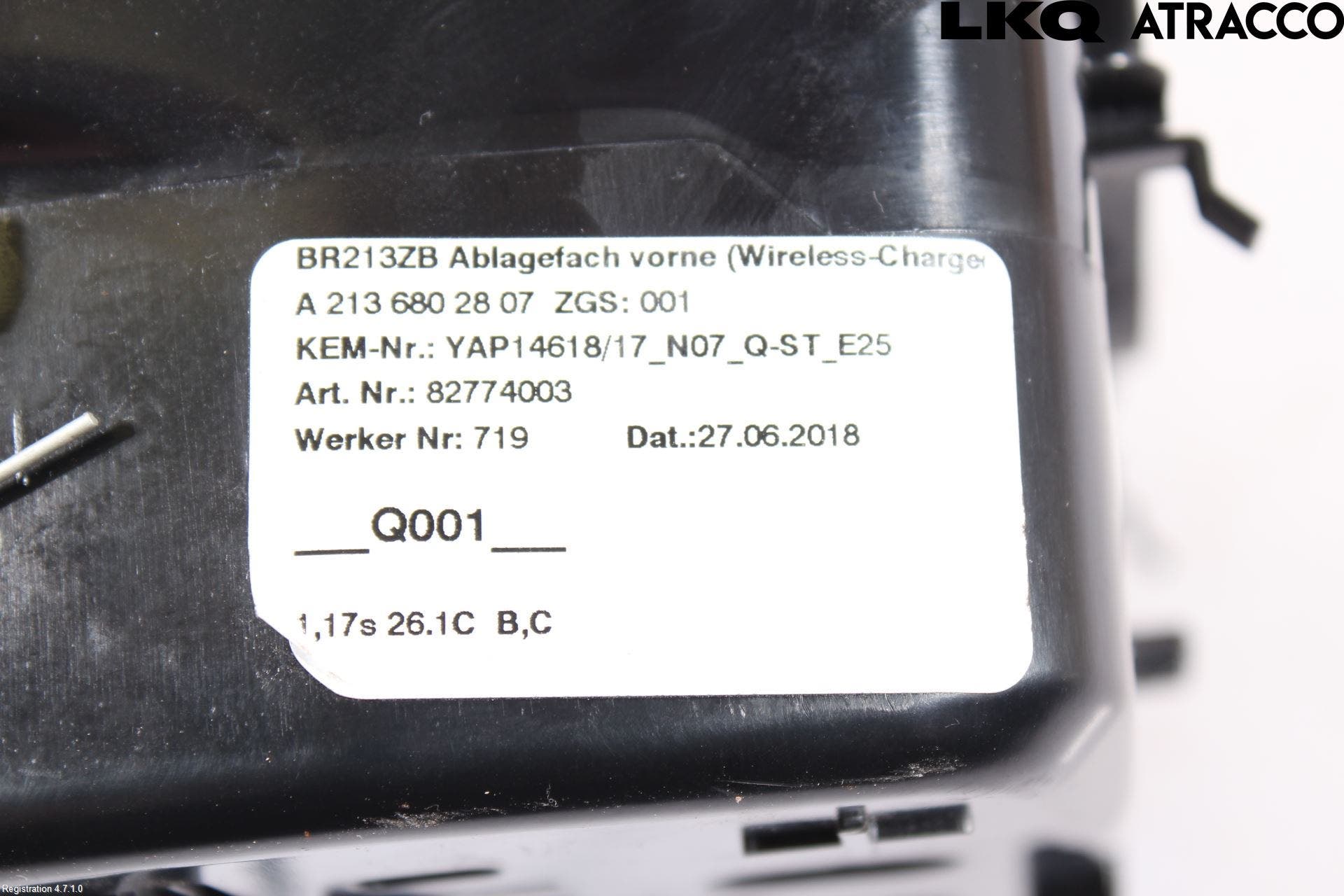 Mercedes-Benz MB E-KLASS (W213) 16-23 Instrumentbräda Förvaringsfack