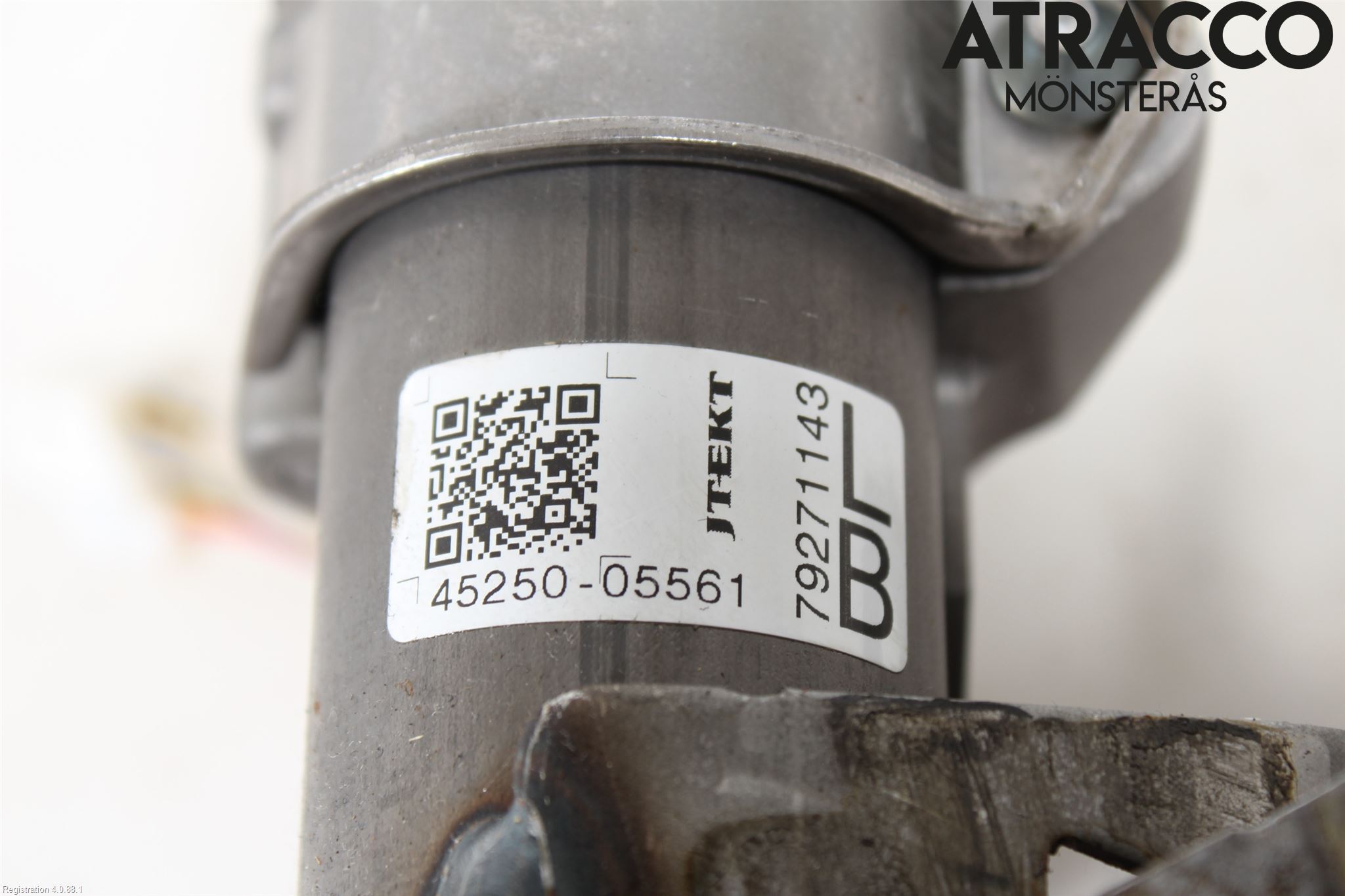 Toyota AVENSIS 16-18 Rattaxelagg Med Inb Servo
