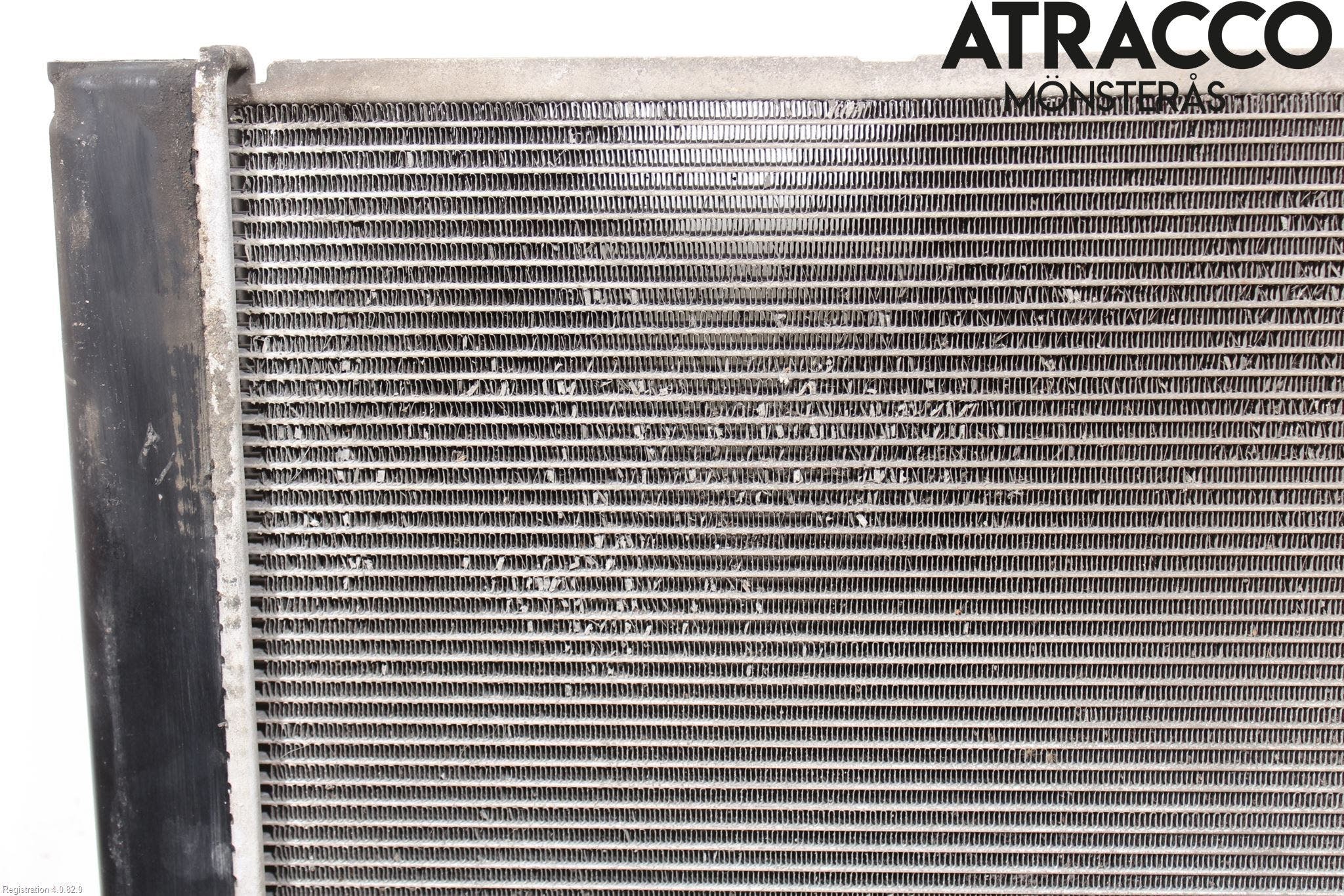 Toyota AURIS 13-19 Kylare Aut