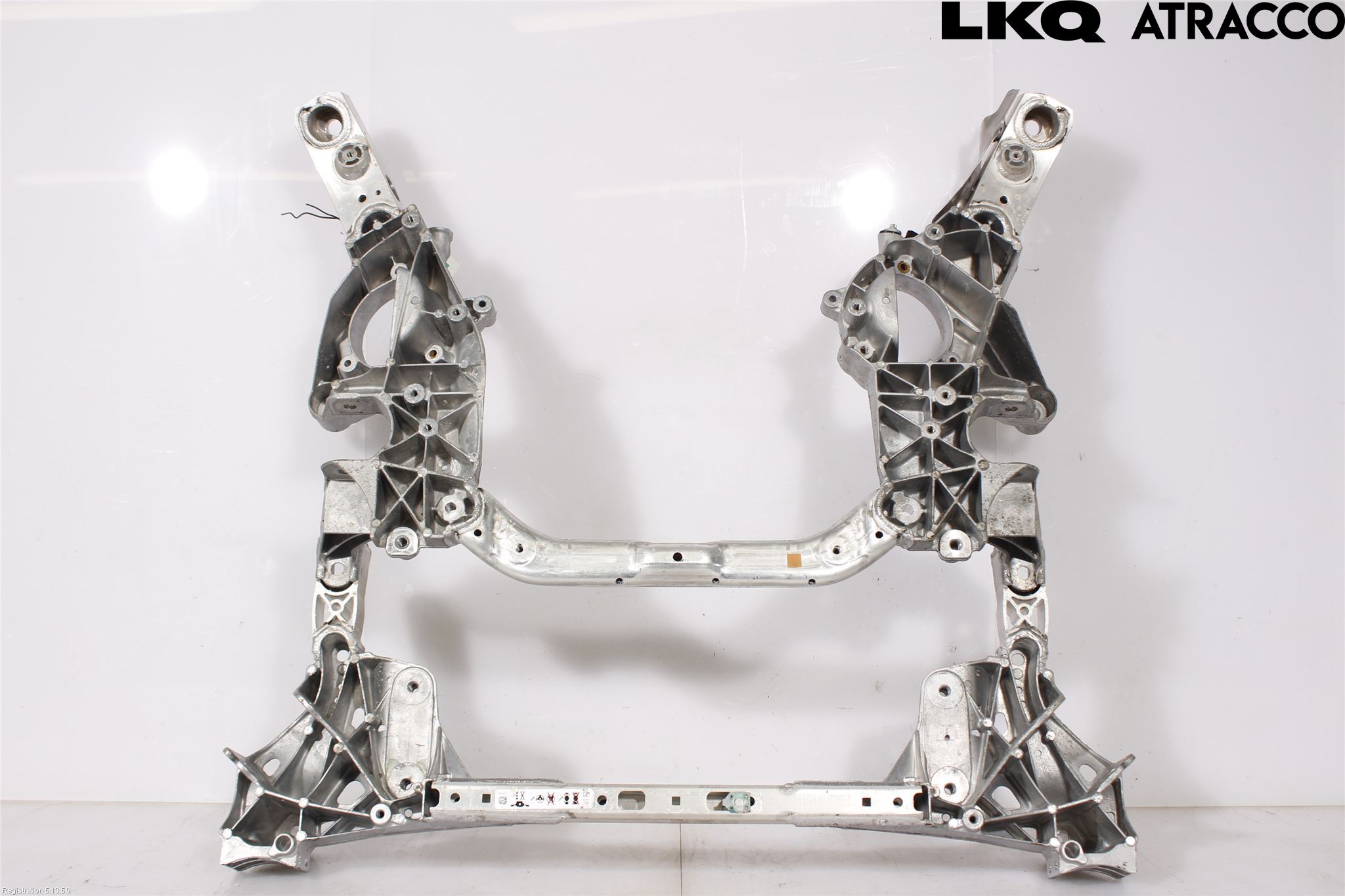 BMW 5 G30/G31/F90 17-23 Framvagnsbalk