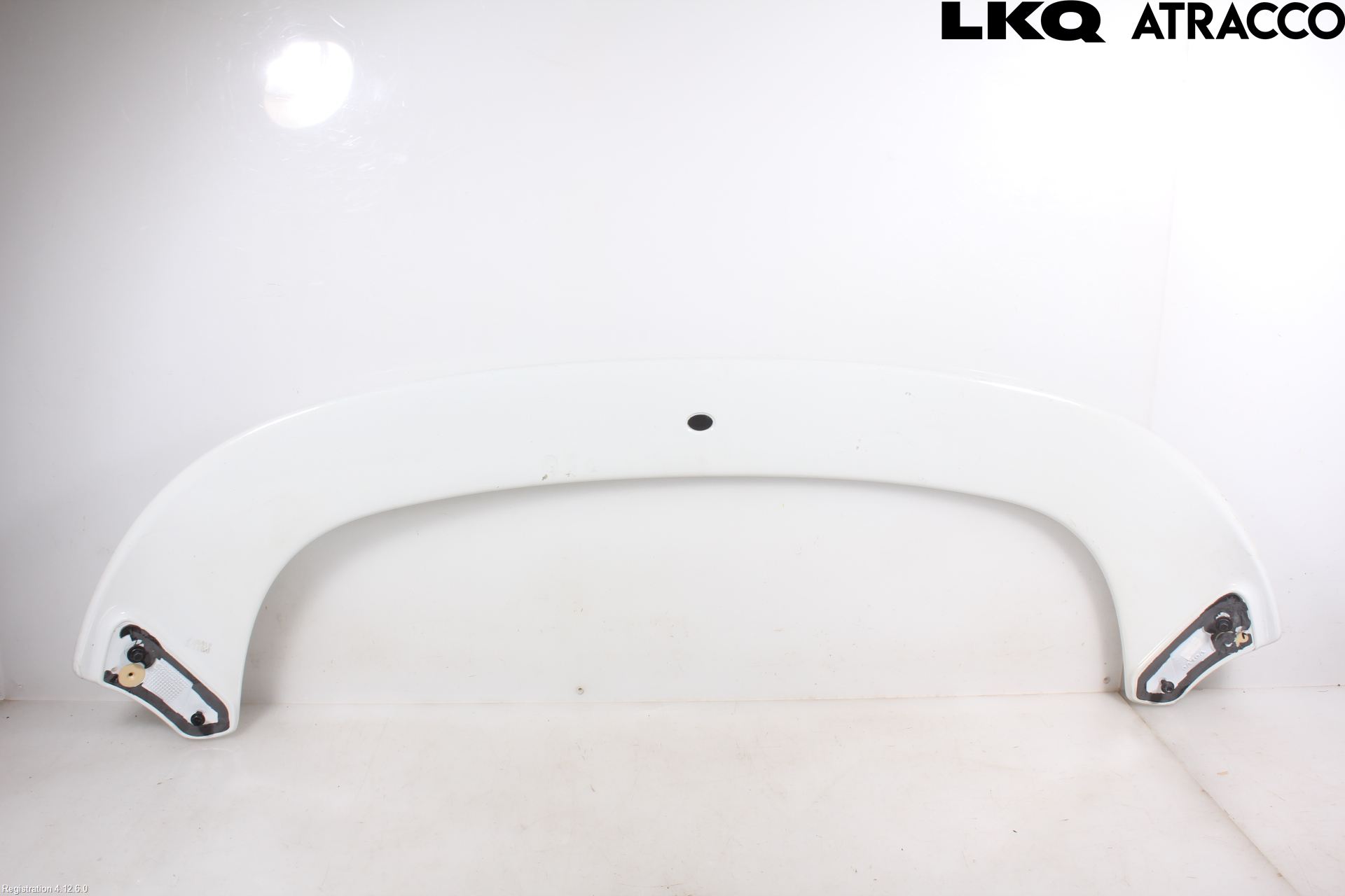 Volvo XC70 08-13 Spoiler Baklucka