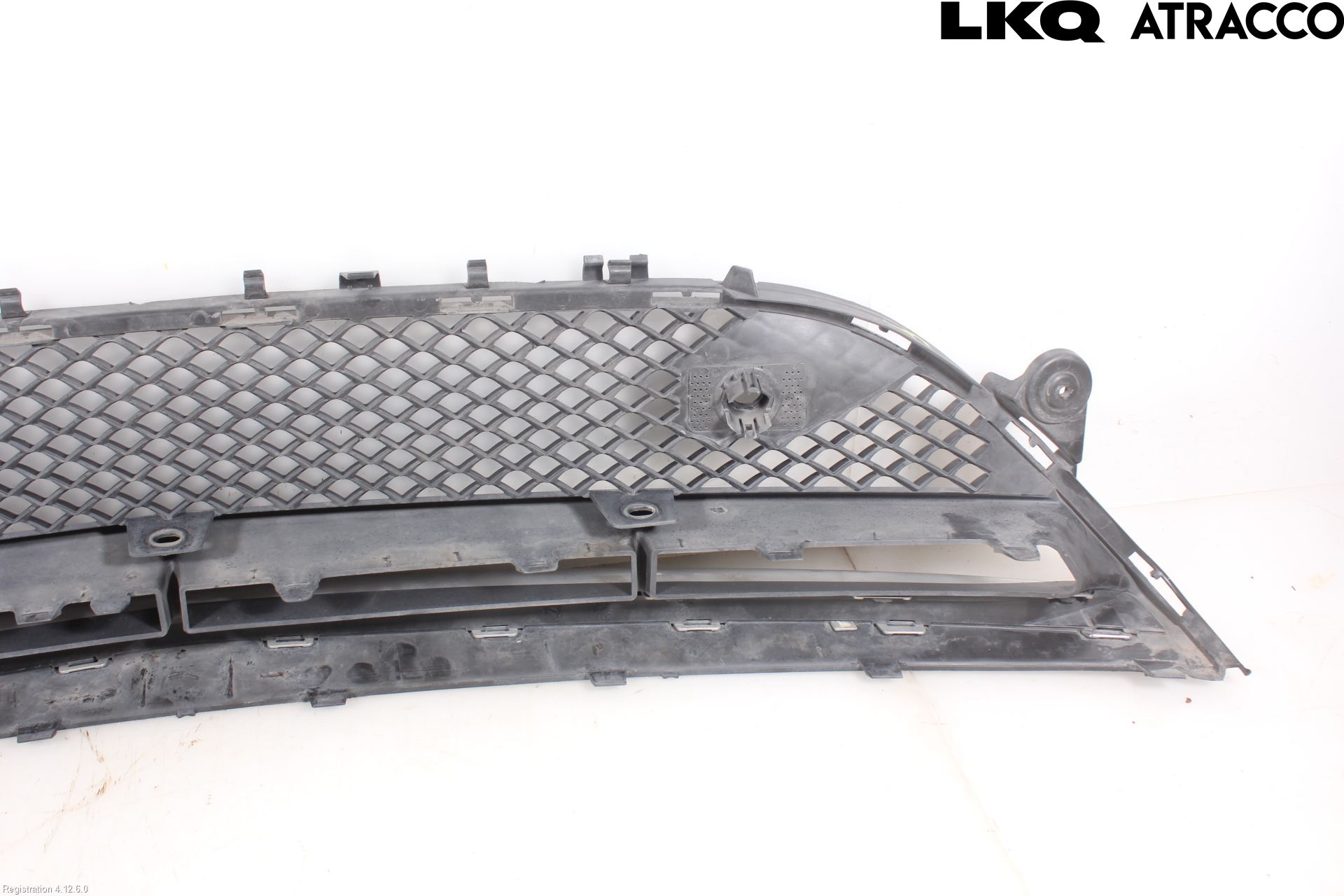 Mercedes-Benz MB E-KLASS (W213) 16-23 Grilldel Mitt