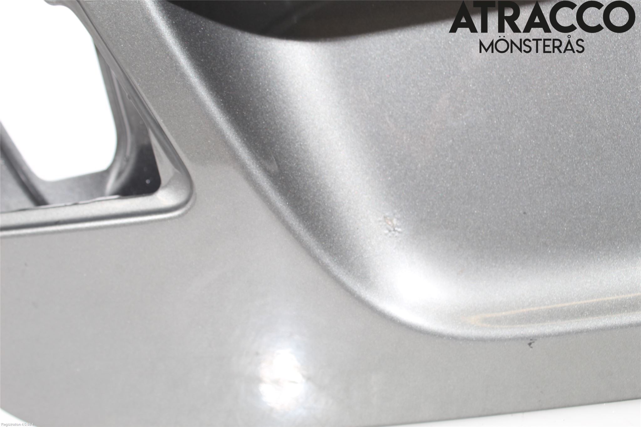 BMW 5 F10/F11/F18 09-17 Baklucka (Ej Med Ruta)
