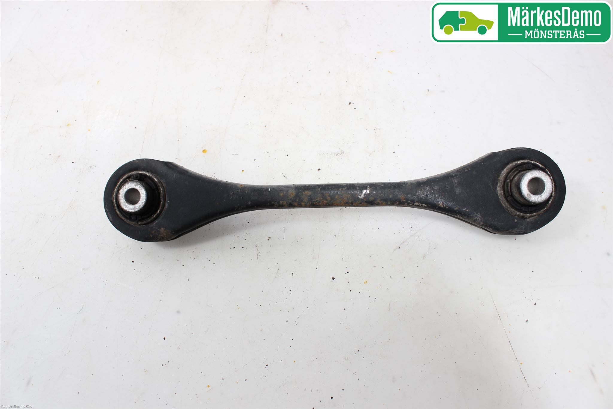 Volkswagen VW PASSAT 15-19 Bärarm Bak Höger