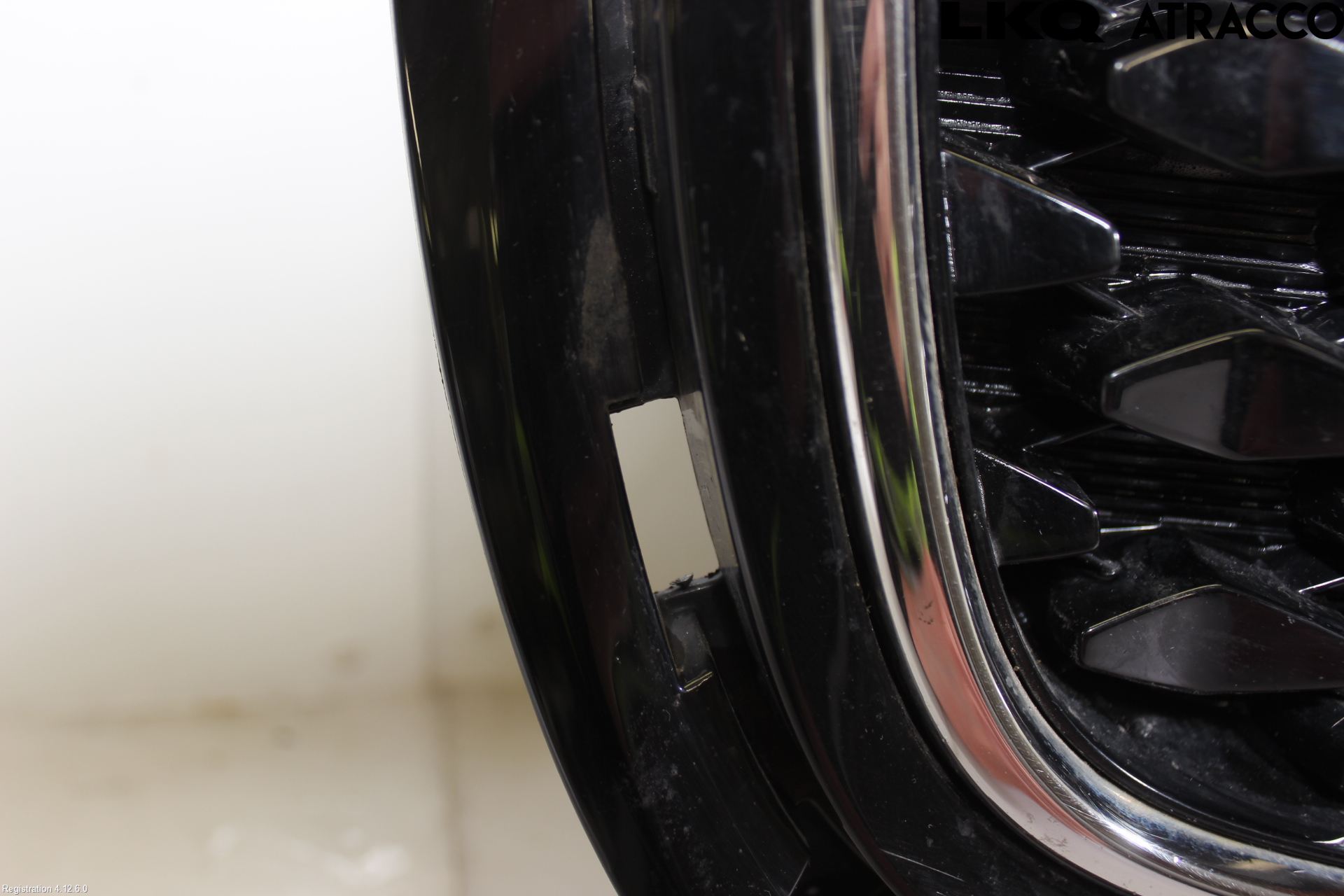 Kia SPORTAGE (QL) 16-21 Grill Komp