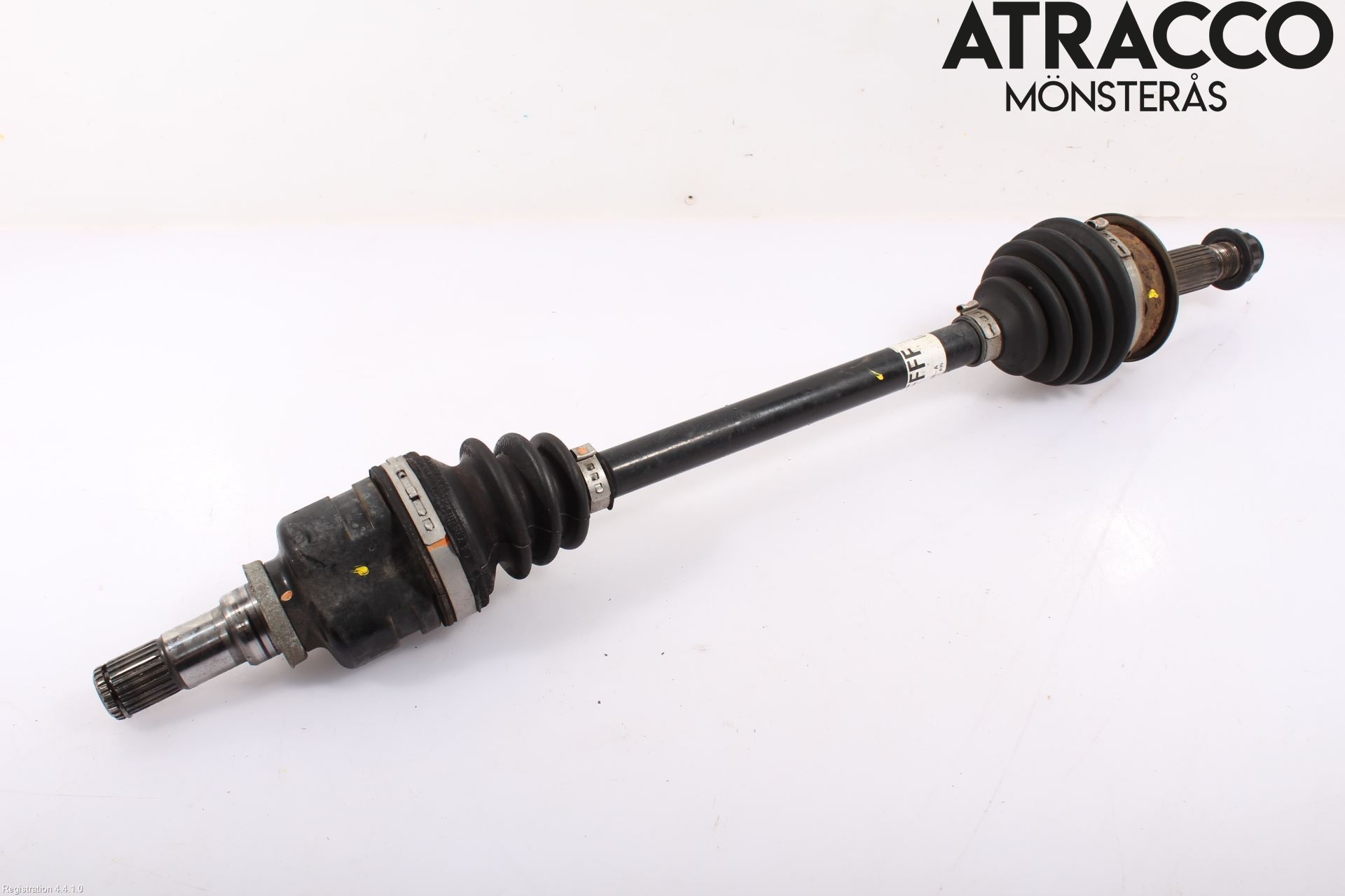 Toyota YARIS XP130 15-20 Drivaxel Fram Vänster