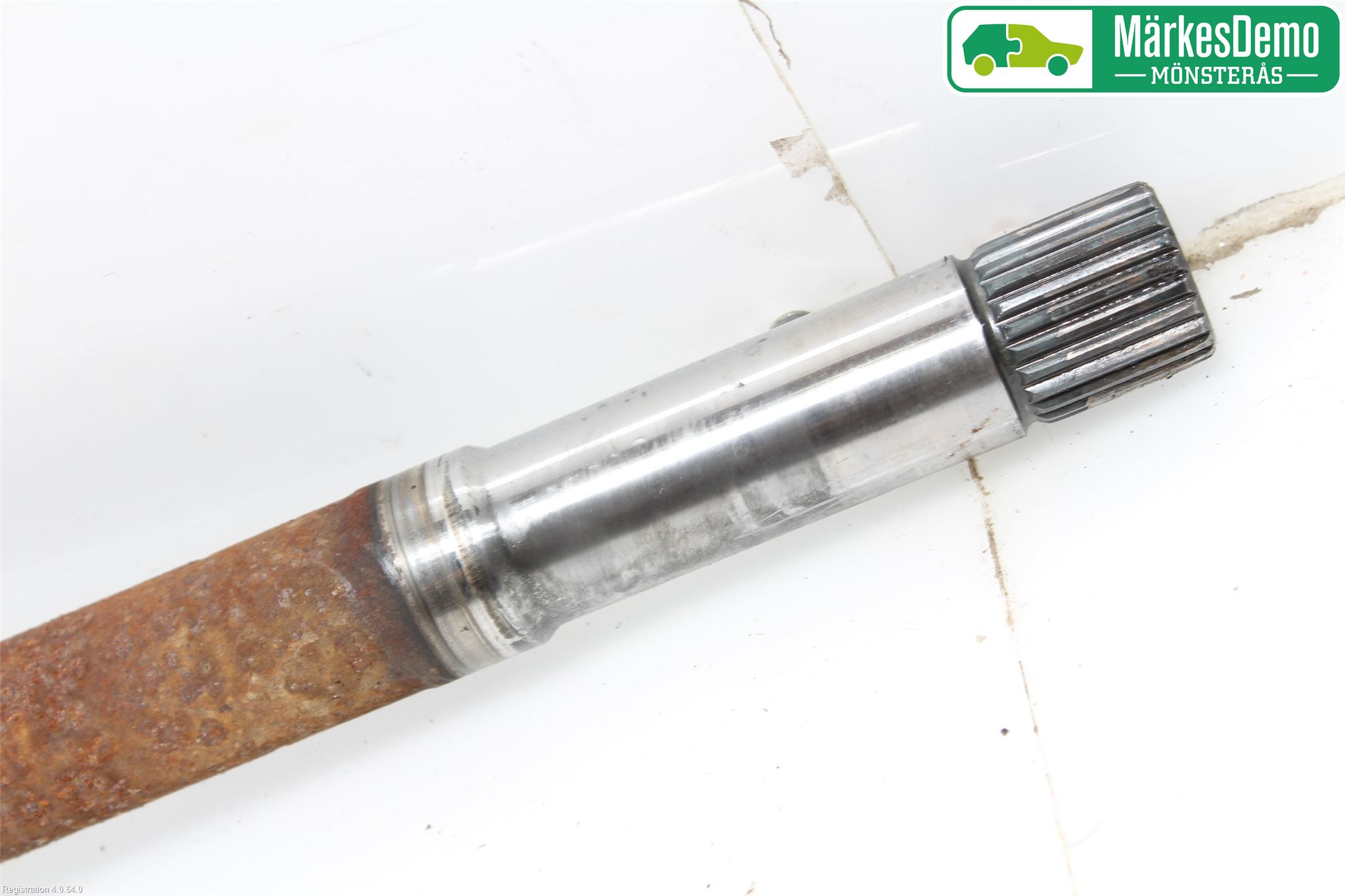 Peugeot PARTNER 08-15 Drivaxel Fram Höger