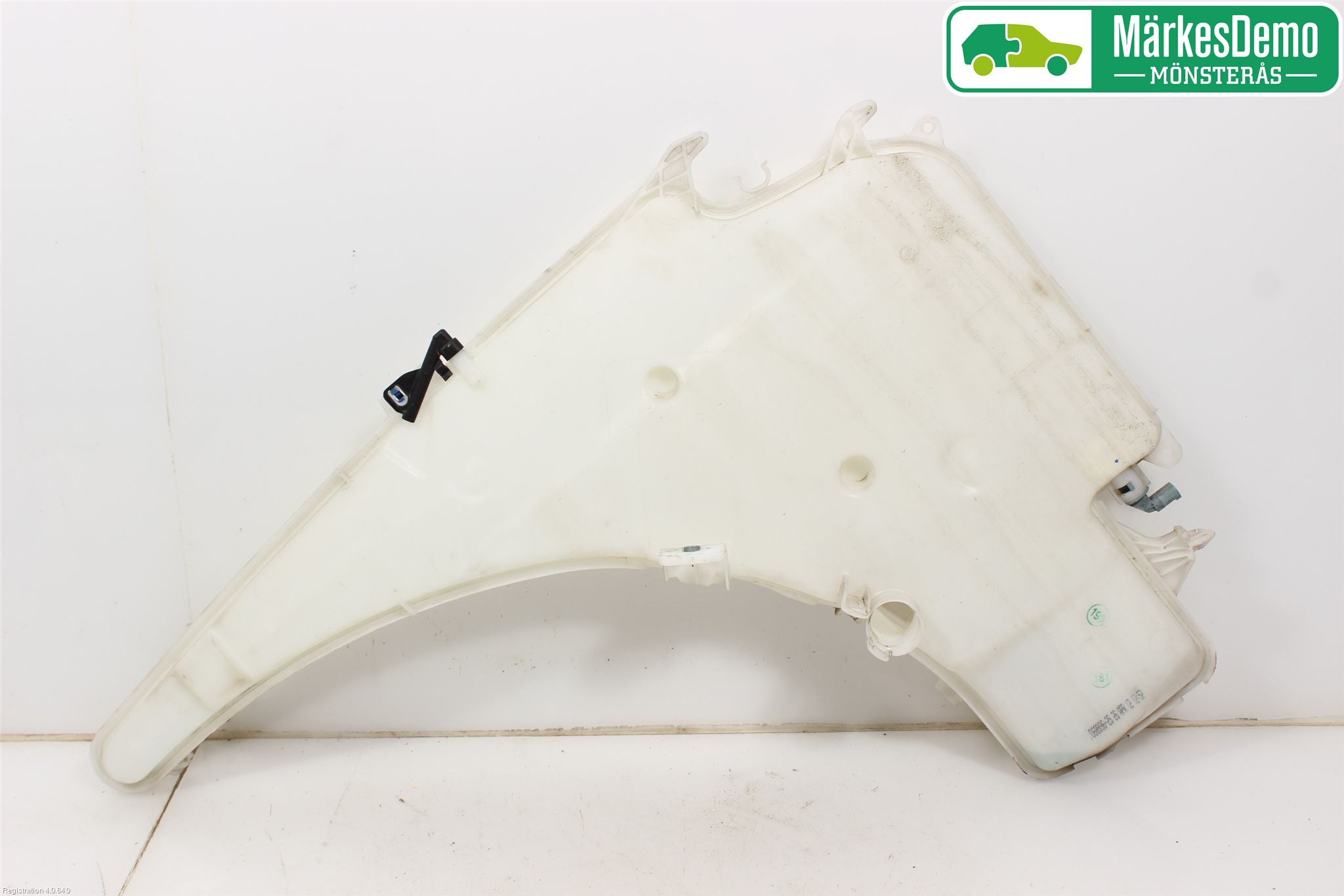 BMW 3 E90/91 SED/TOU 05-12 Spolartank Vindruta-Strål