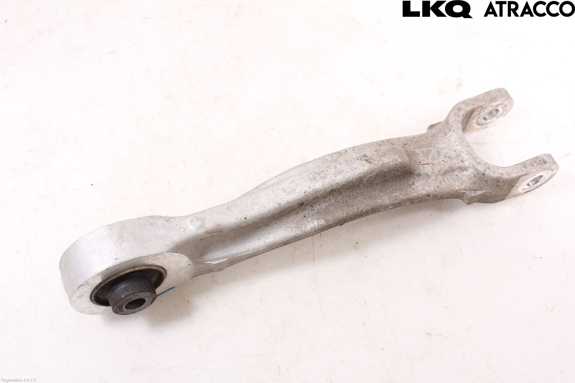 Tesla MODEL Y 21- Bärarm Bak Övre Höger