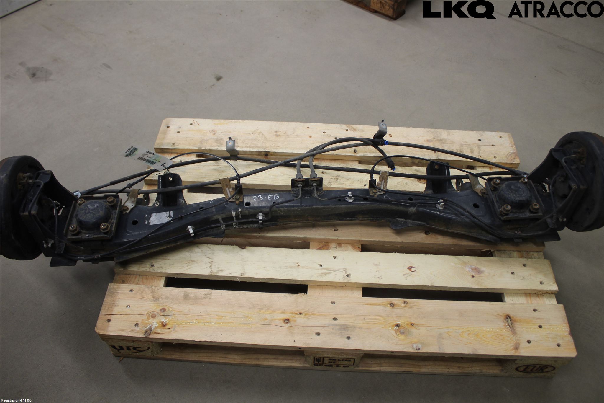 Nissan NV200/NV200 COMBI Bakaxelbalk