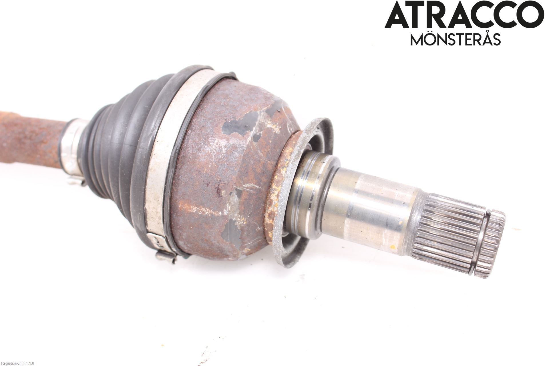 Jaguar XE (X760) 15-24 Drivaxel Bak Höger