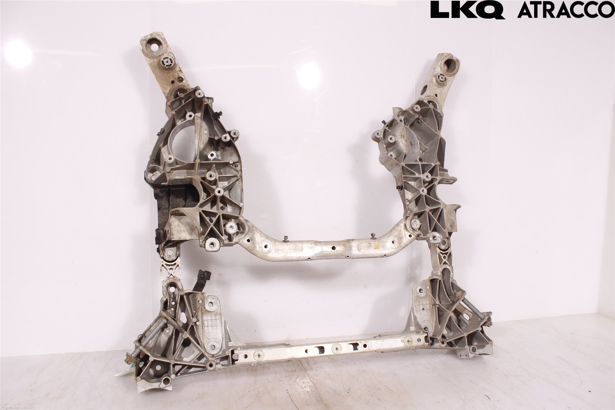 BMW 5 G30/G31/F90 17-23 Framvagnsbalk