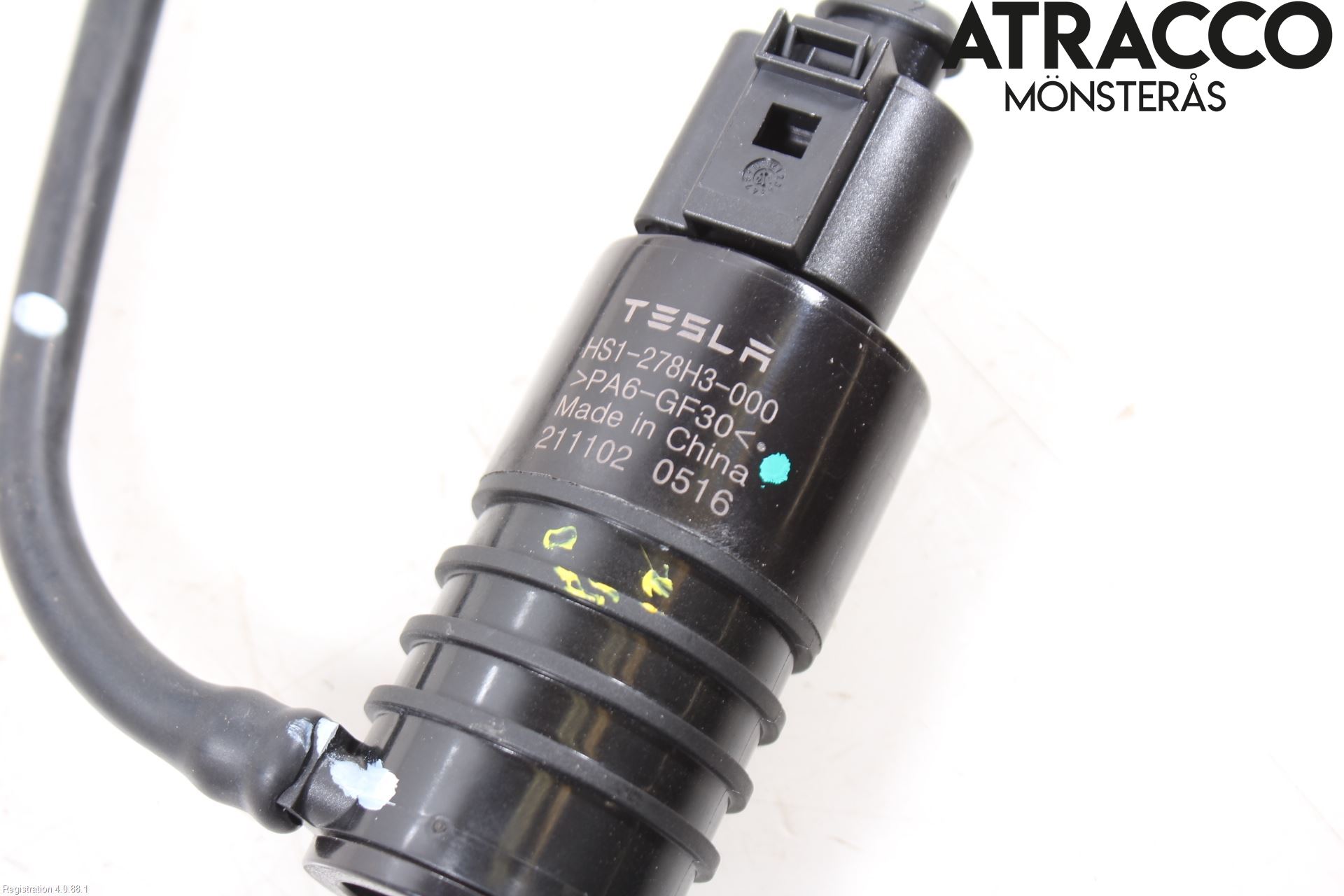 Tesla MODEL Y 21- Spolarpump Vindruta