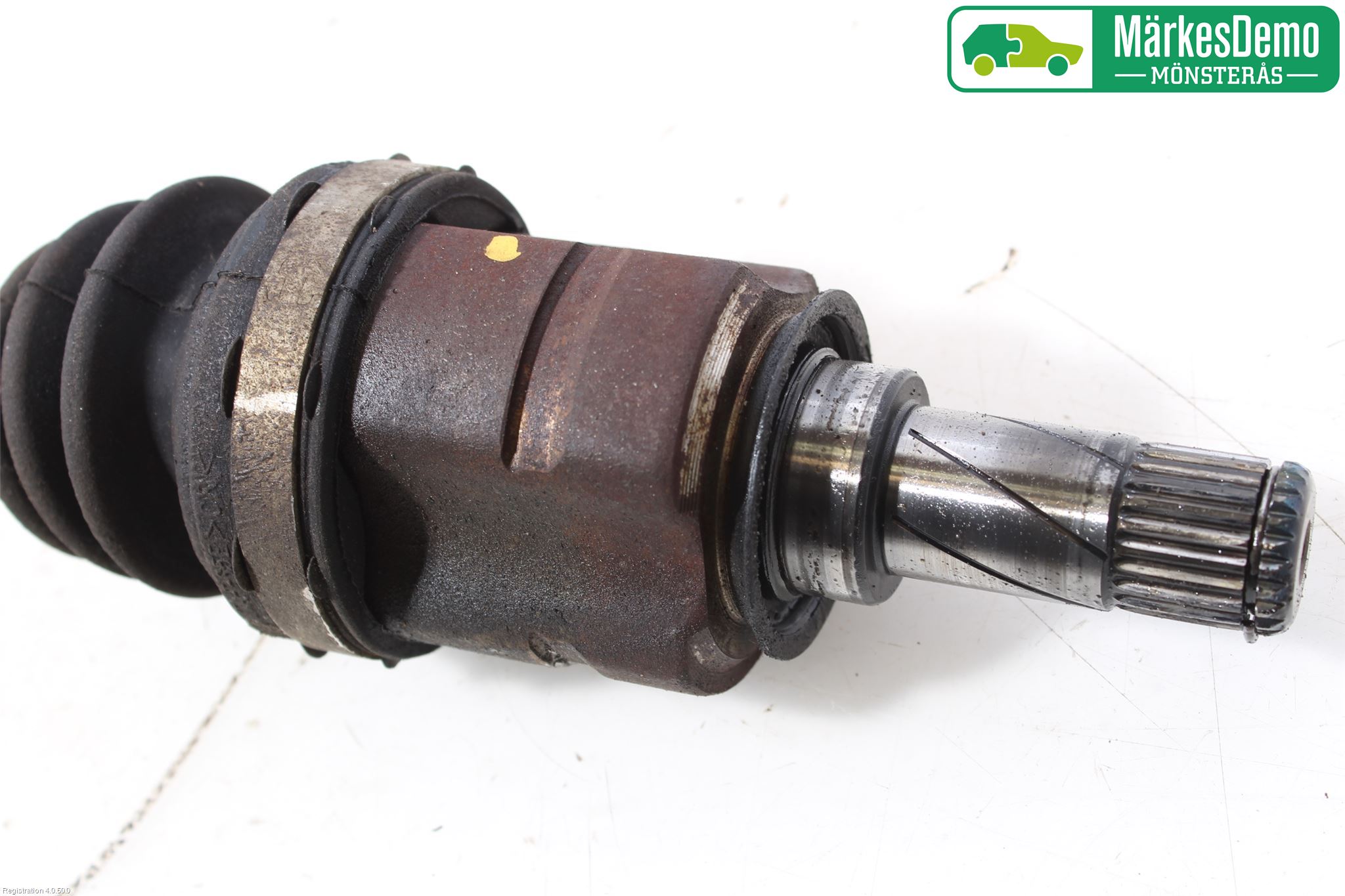 Opel CORSA D 07-14 Drivaxel Fram Vänster