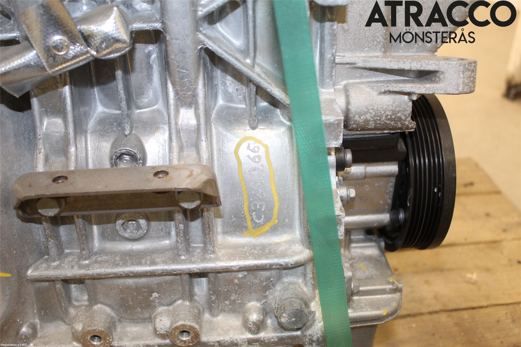 Volkswagen VW UP! / E-UP! Motor Bensin