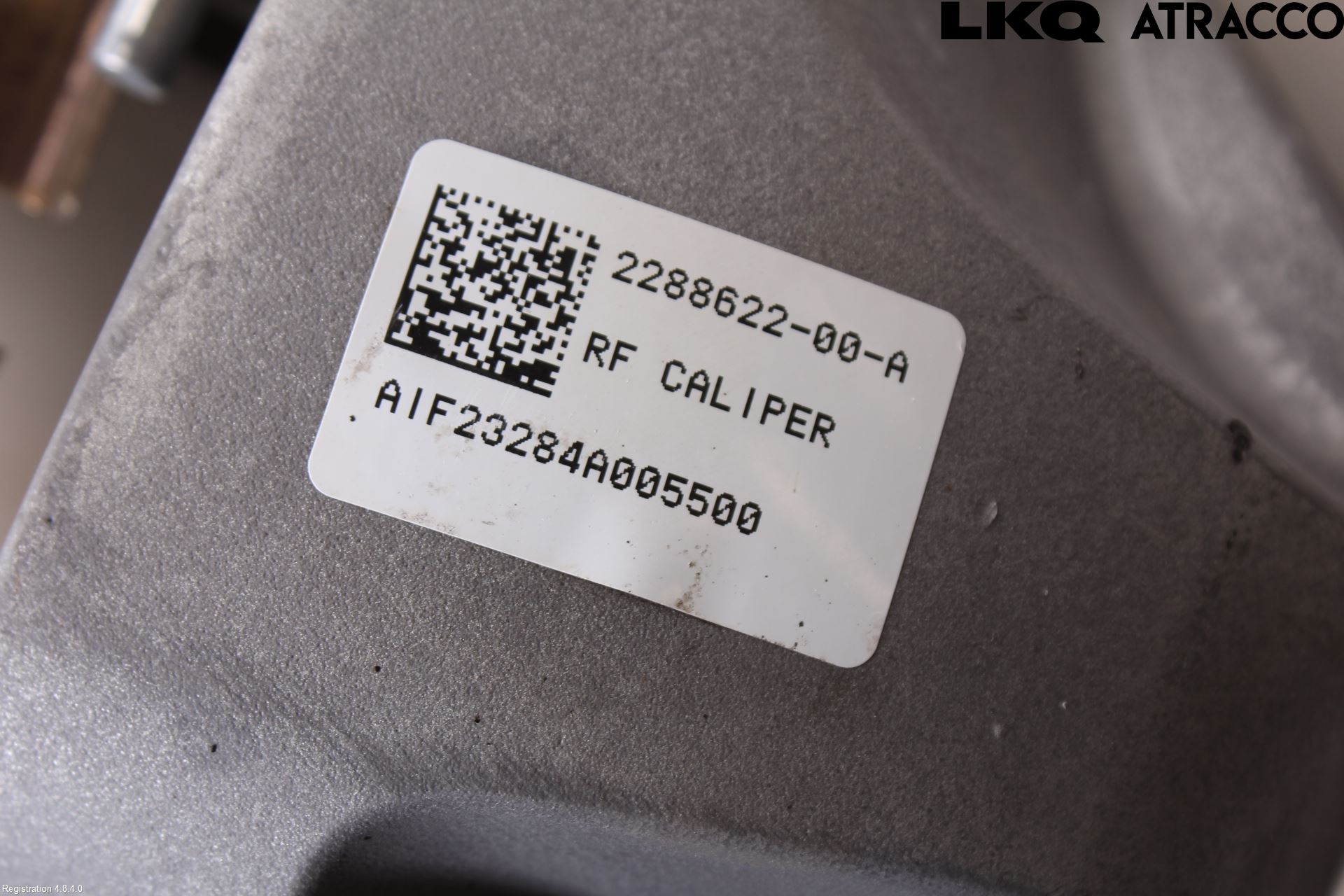 Tesla MODEL Y 21- Bromsok Fram Höger