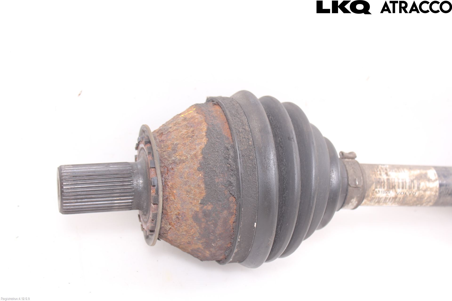 Volvo V70 14-16 Drivaxel Fram Vänster