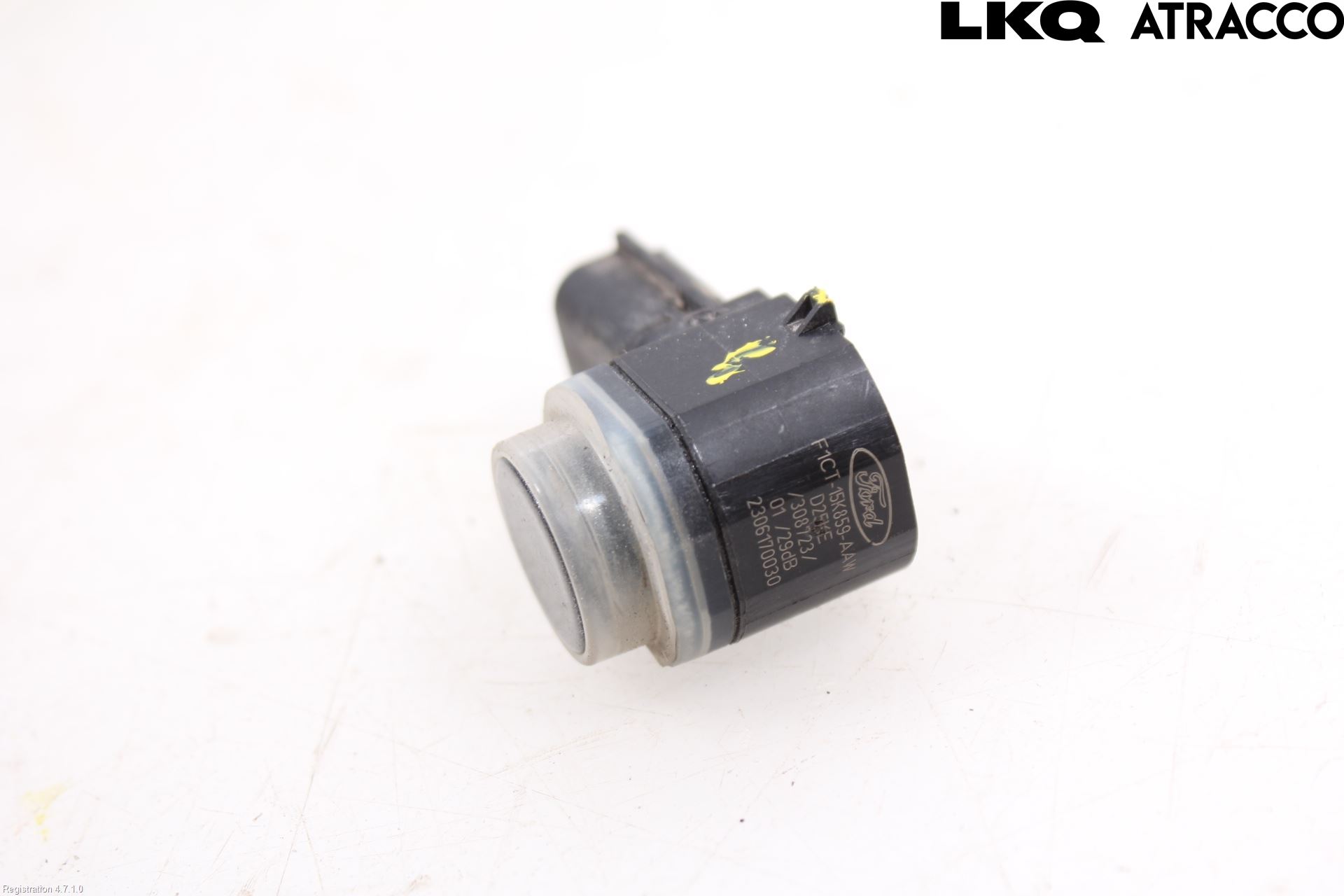 Ford KUGA 13-16 Parkeringshjälp Frontsensor