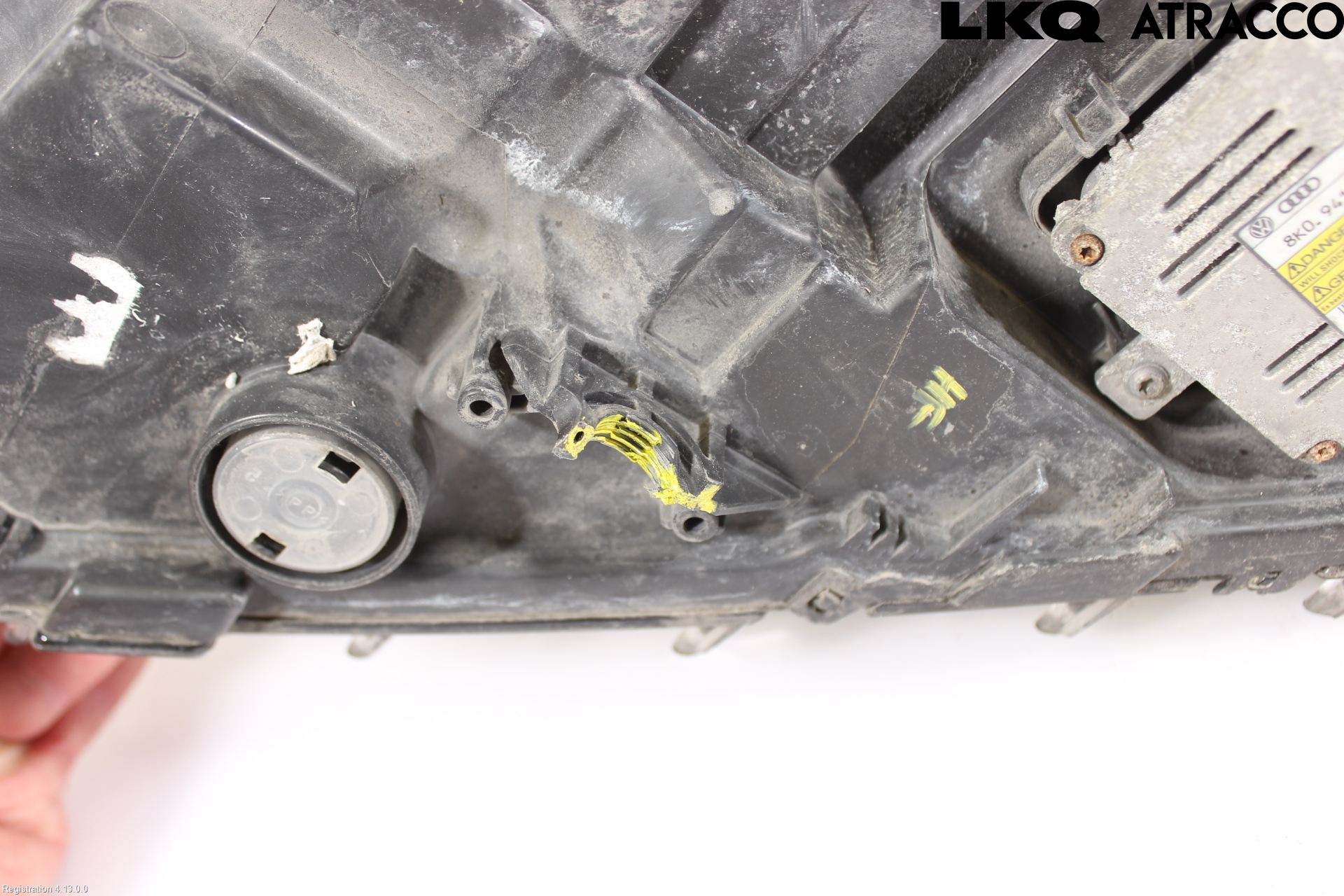 Volkswagen VW PASSAT 11-14 Strålkastare Höger