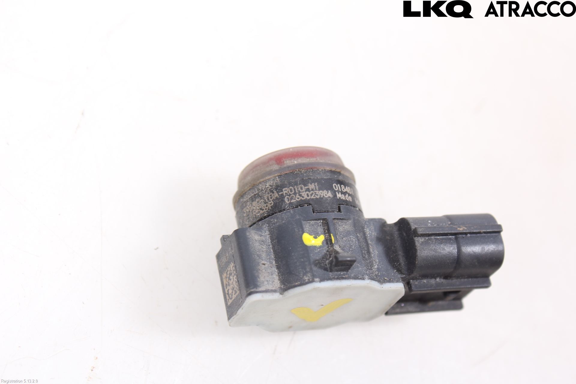 Honda CR-V 13-18 Parkeringshjälp Frontsensor