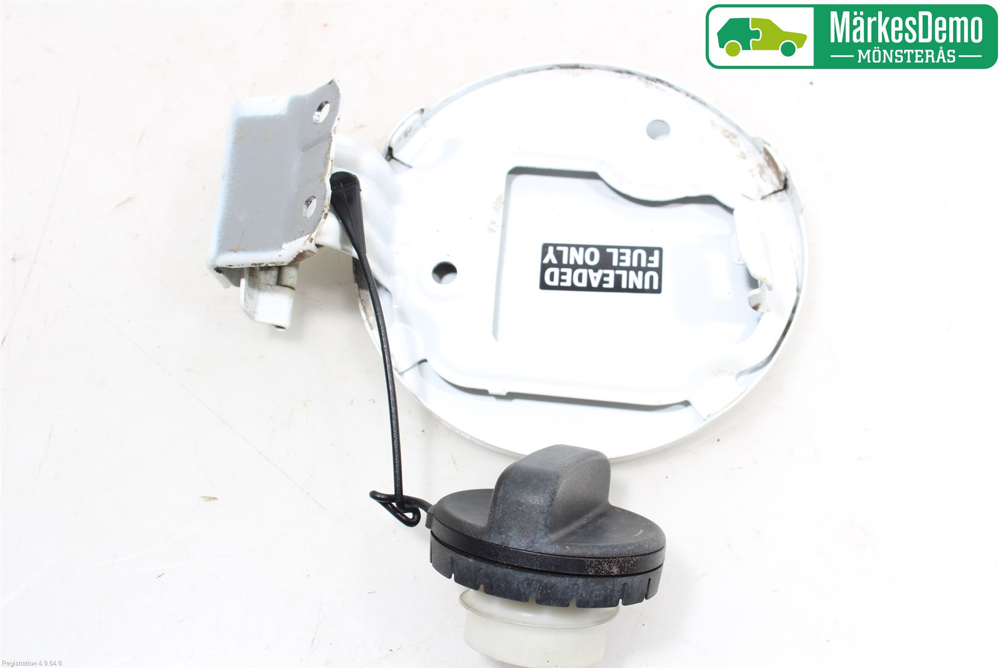 Toyota YARIS XP130 12-14 Tanklucka