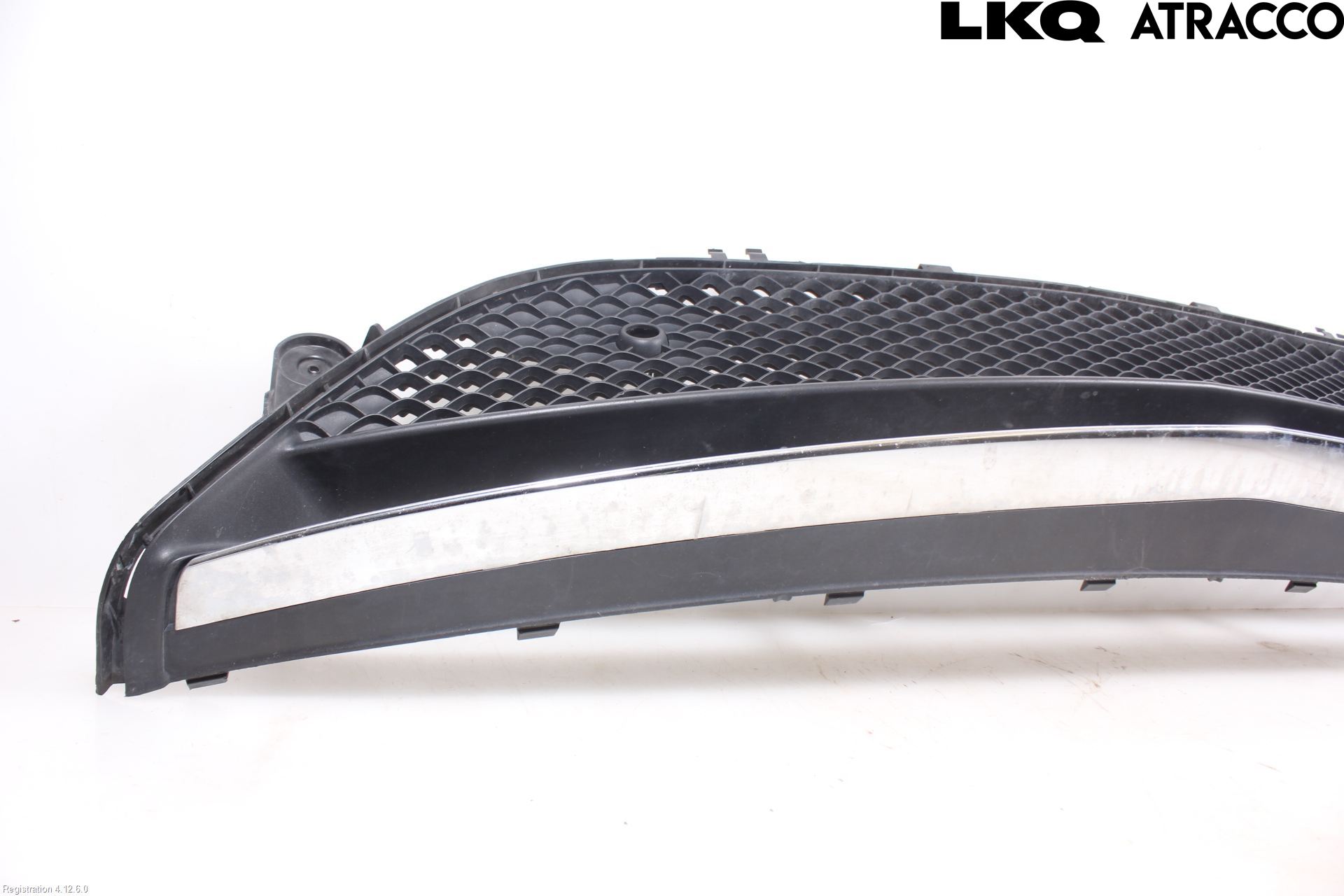 Mercedes-Benz MB E-KLASS (W213) 16-23 Grilldel Mitt