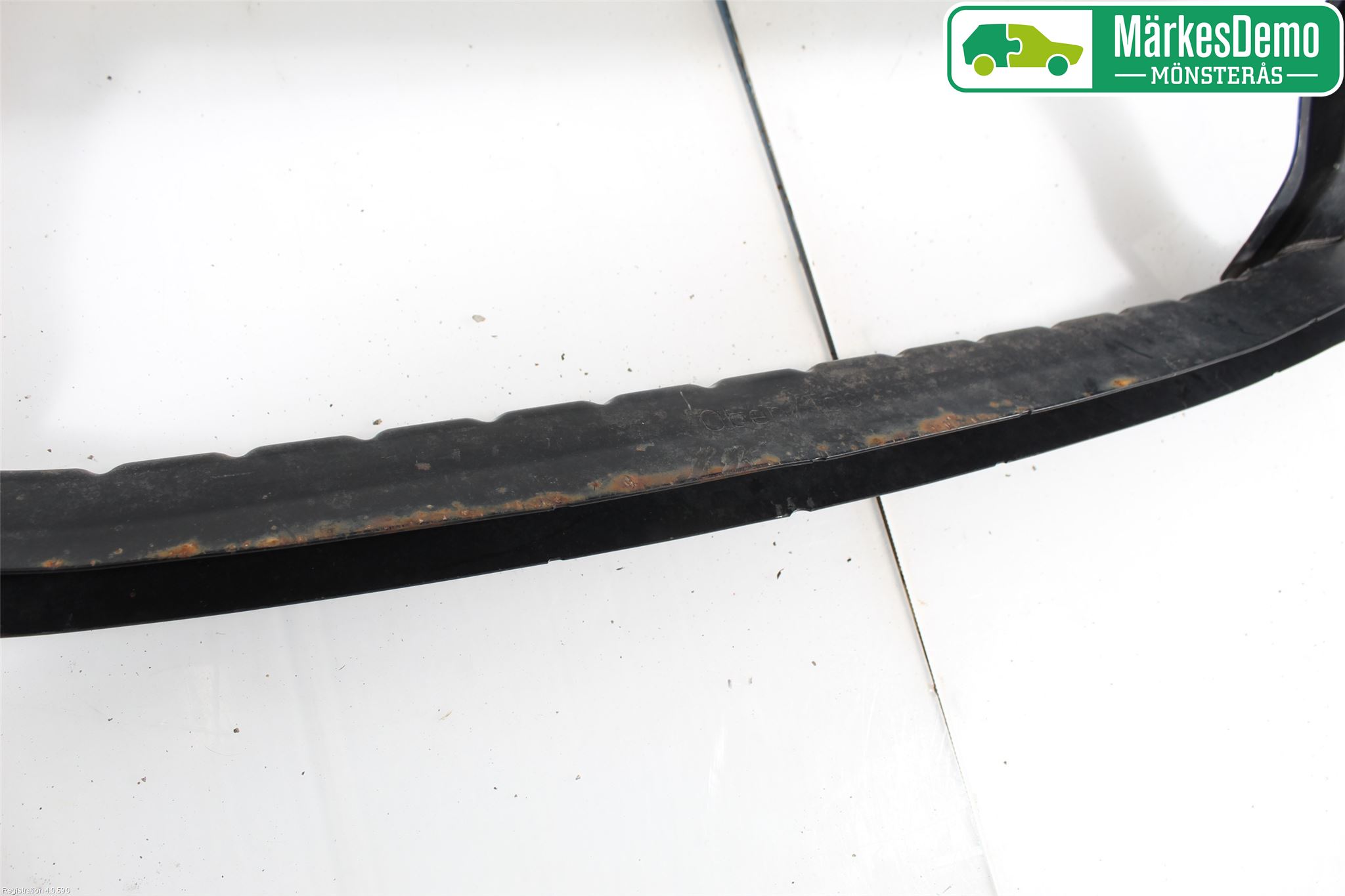 Volkswagen VW PASSAT 05-11 Stötfångarbalk Fram