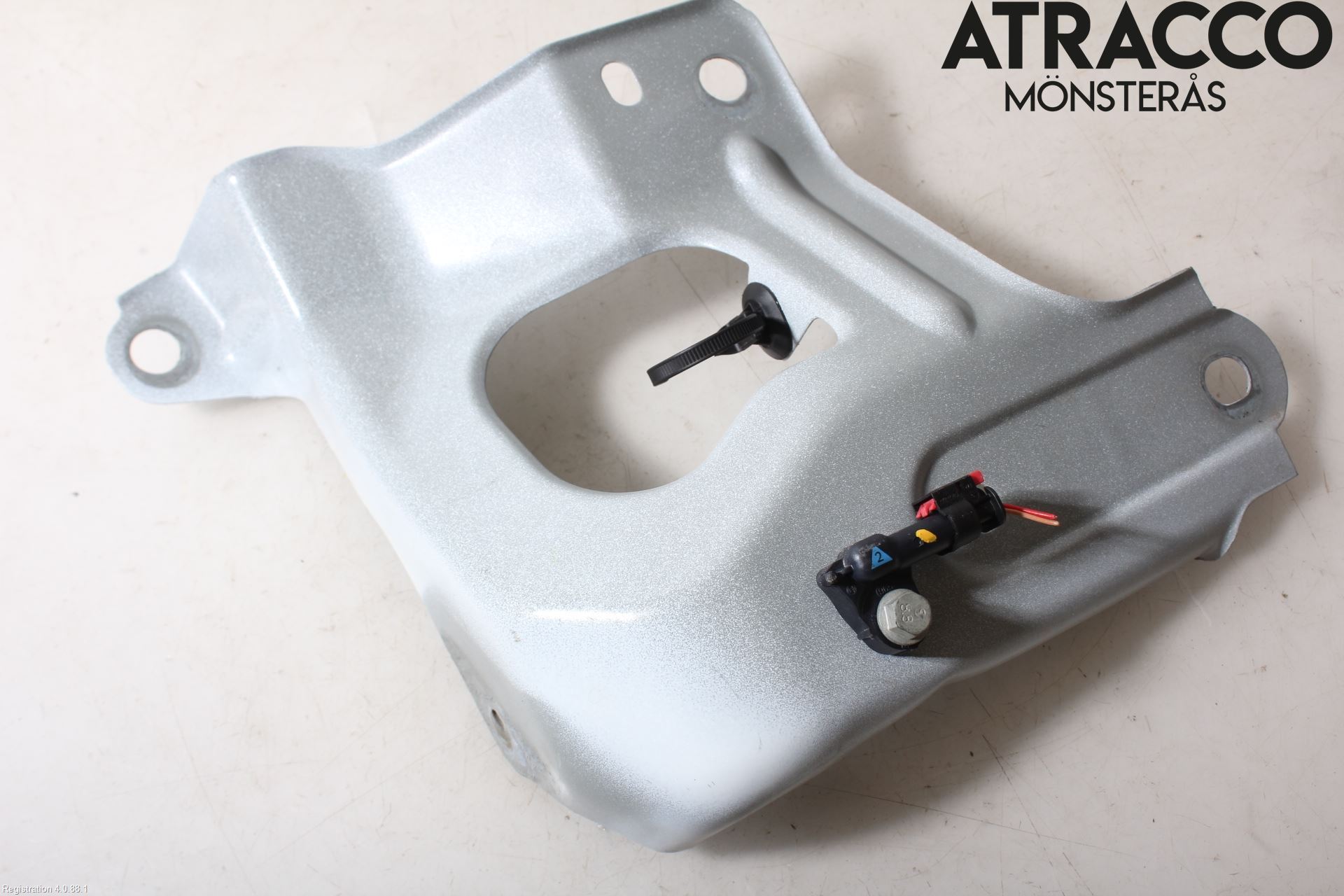 Tesla MODEL Y 21- Stötfångarbärjärn Fram