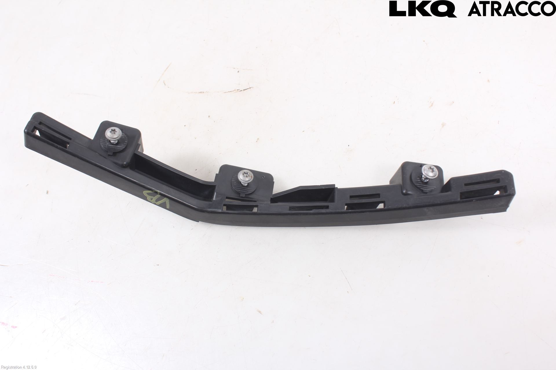 Volvo V40 12-19 Stötfångarfäste Bak Vä