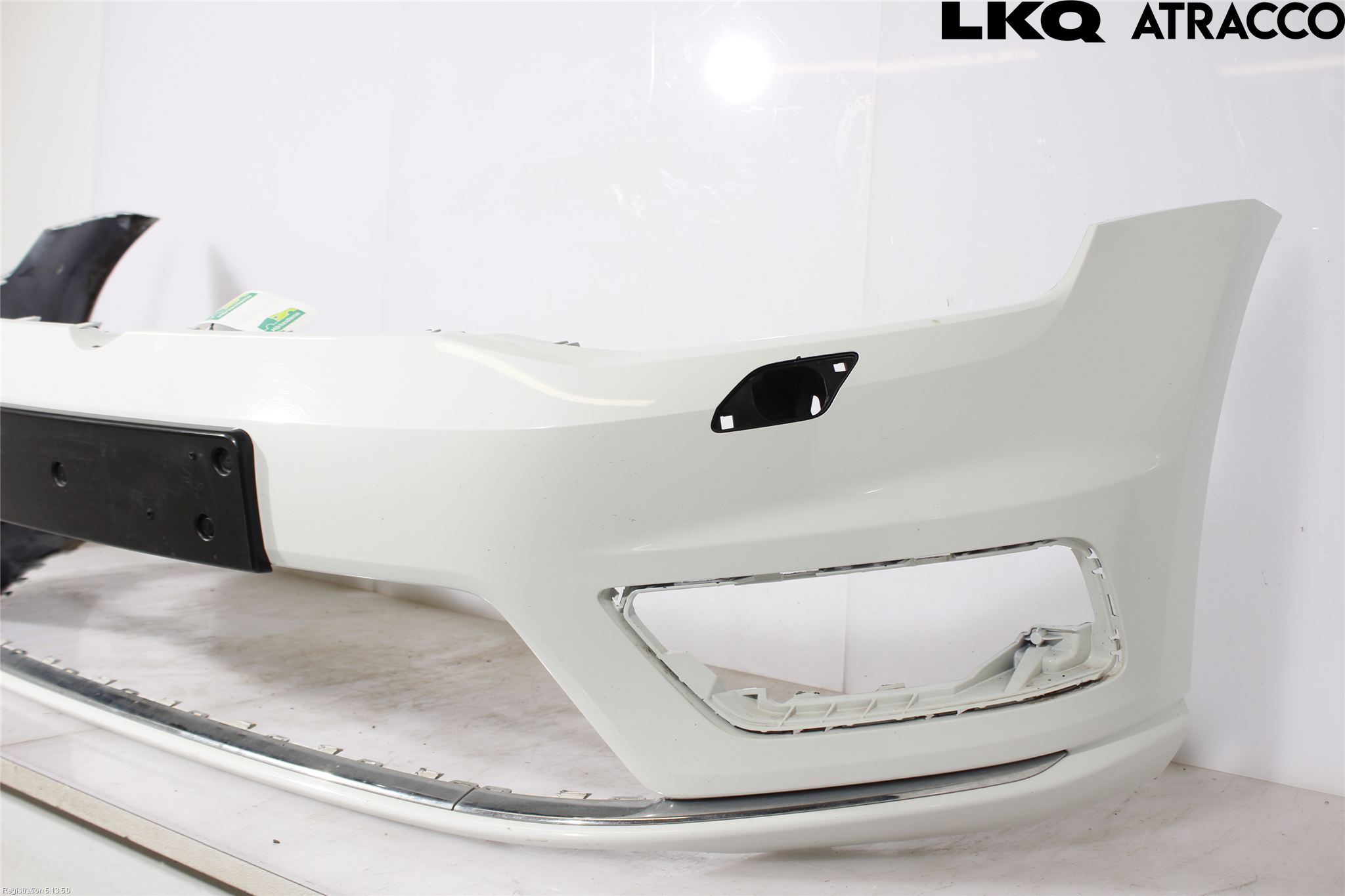 Volkswagen VW GOLF / E-GOLF VII 13-20 Stötfångarbeklädnad Fram