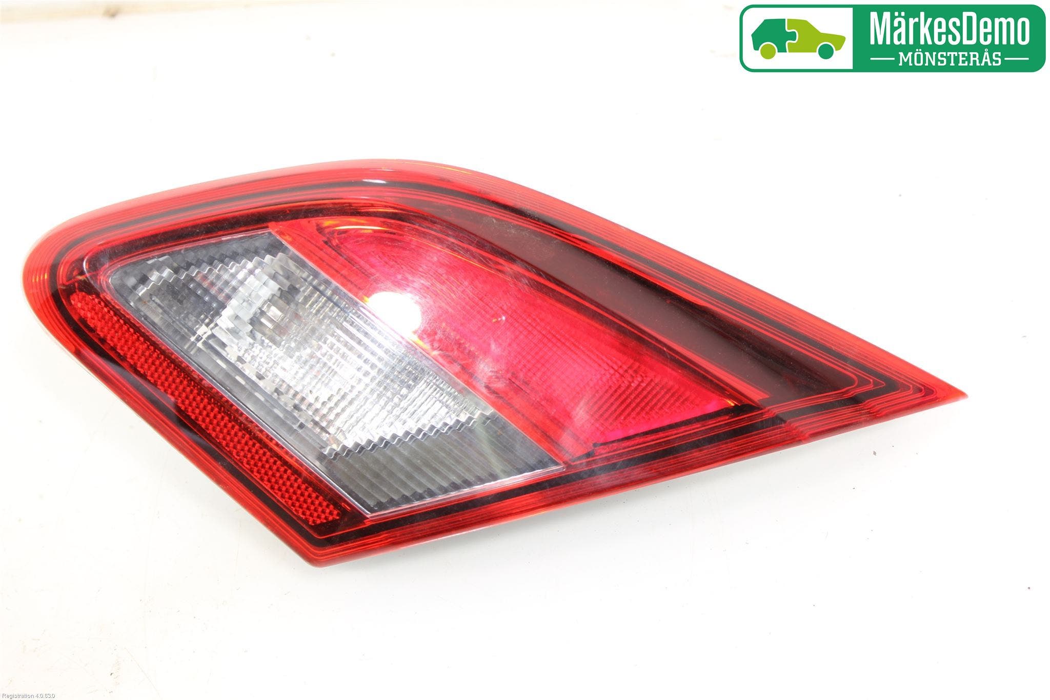 Opel CORSA E 15-19 Bakljus Lucka Hö