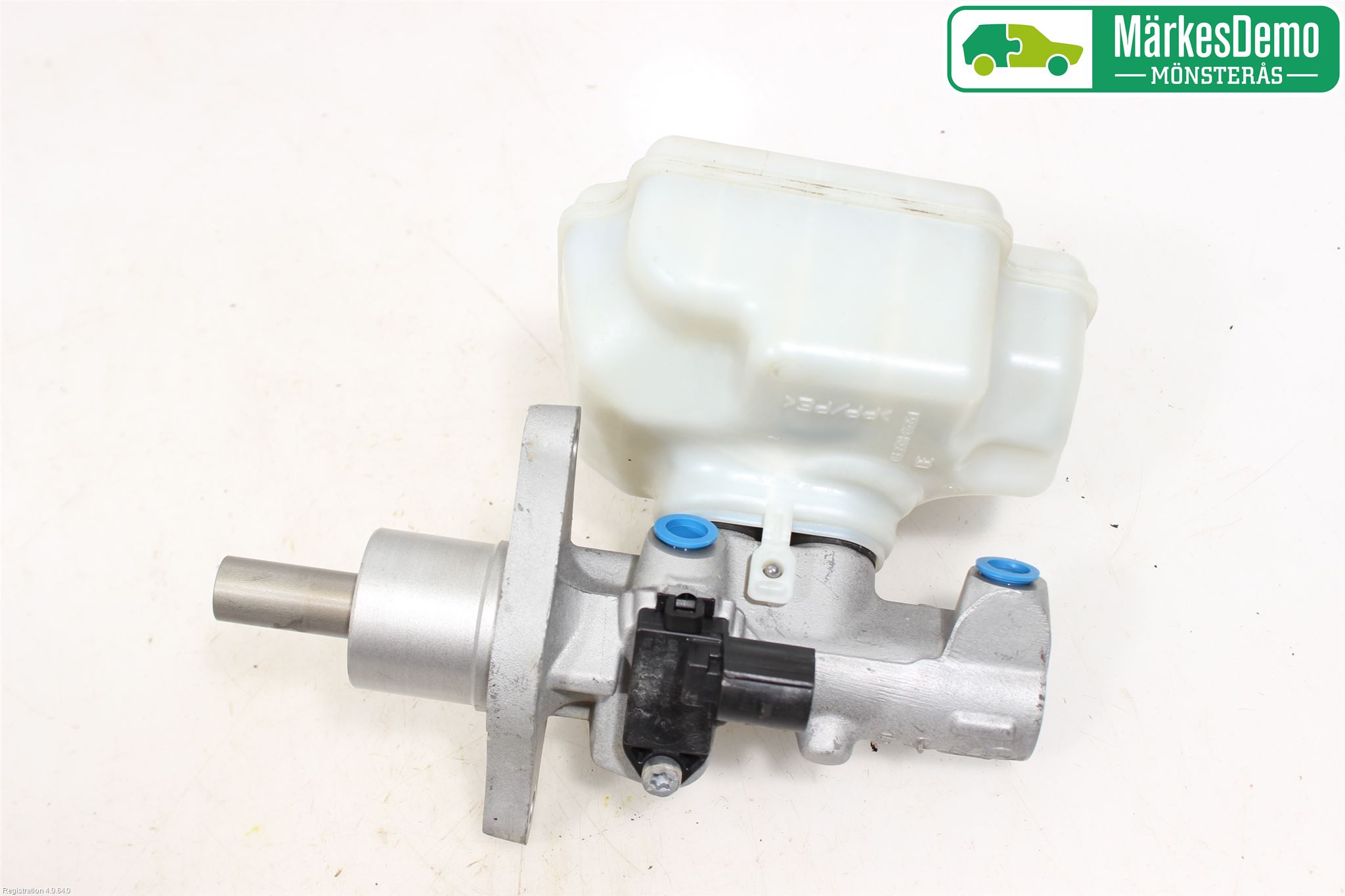 Volkswagen VW CADDY 11-15 Broms Huvudcylinder