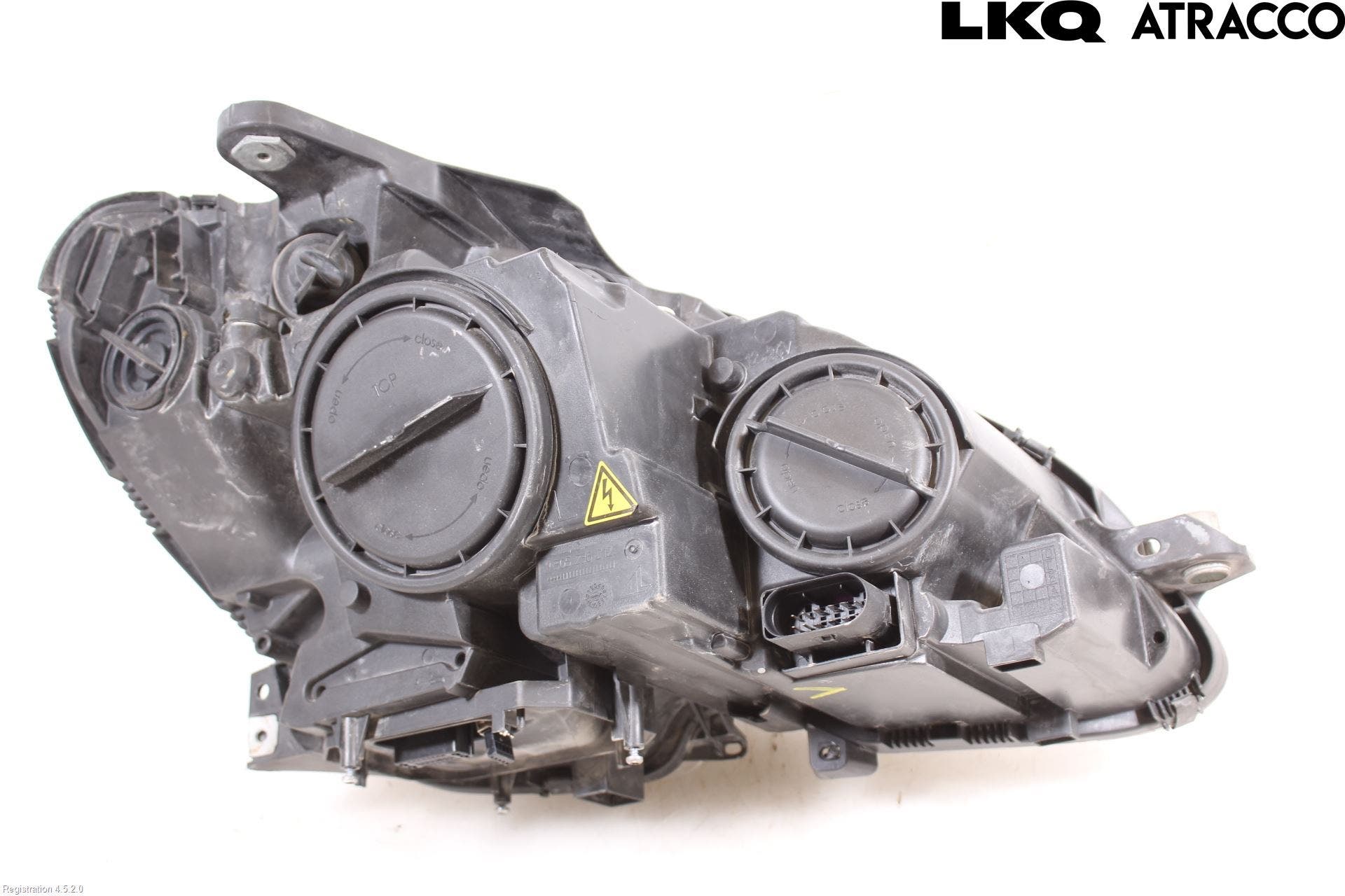 Mercedes-Benz MB C-KLASS (W204) 07-15 Strålkastare Vänster