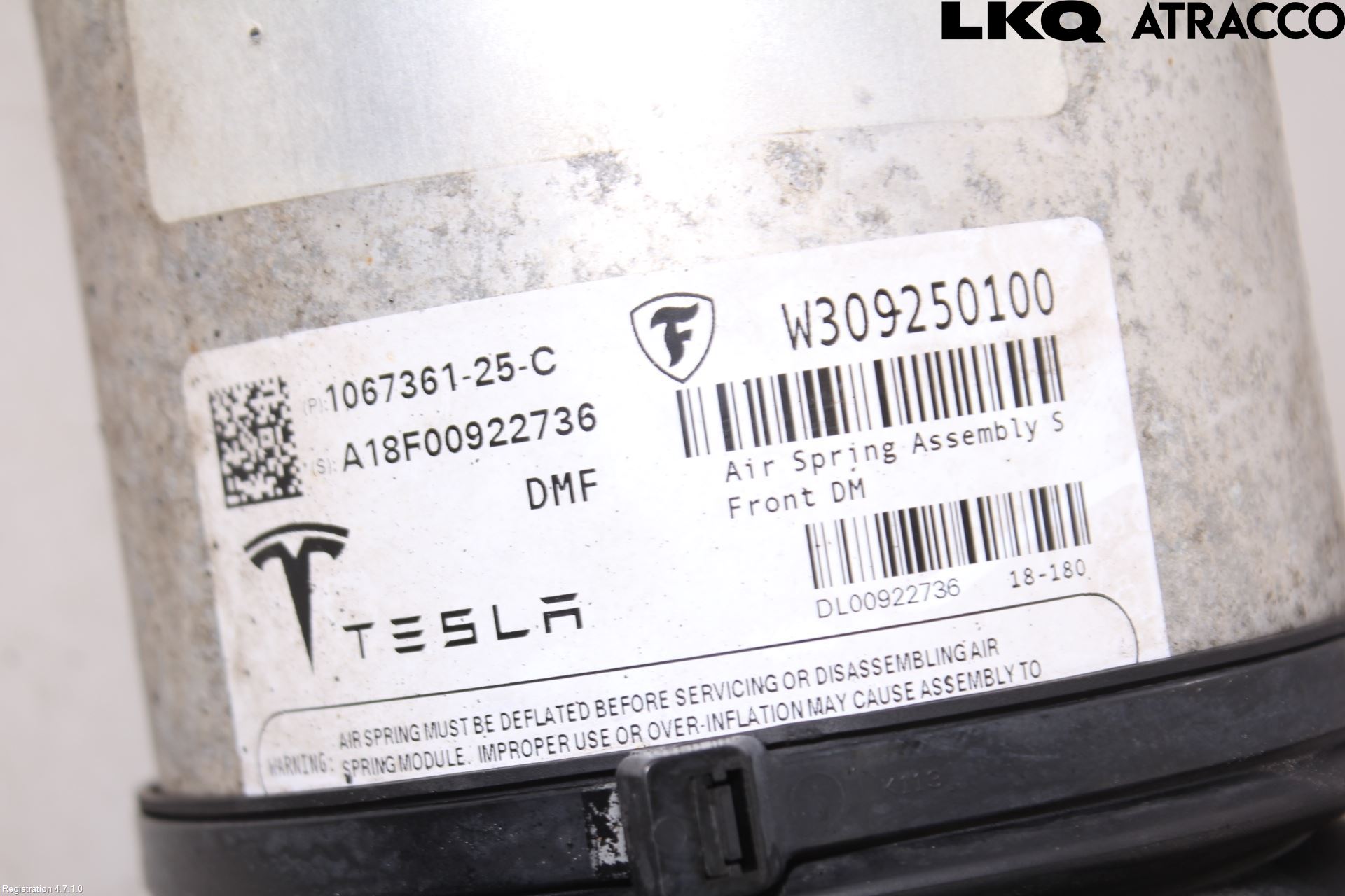 Tesla MODEL S 13- Fjäderben Fram Höger