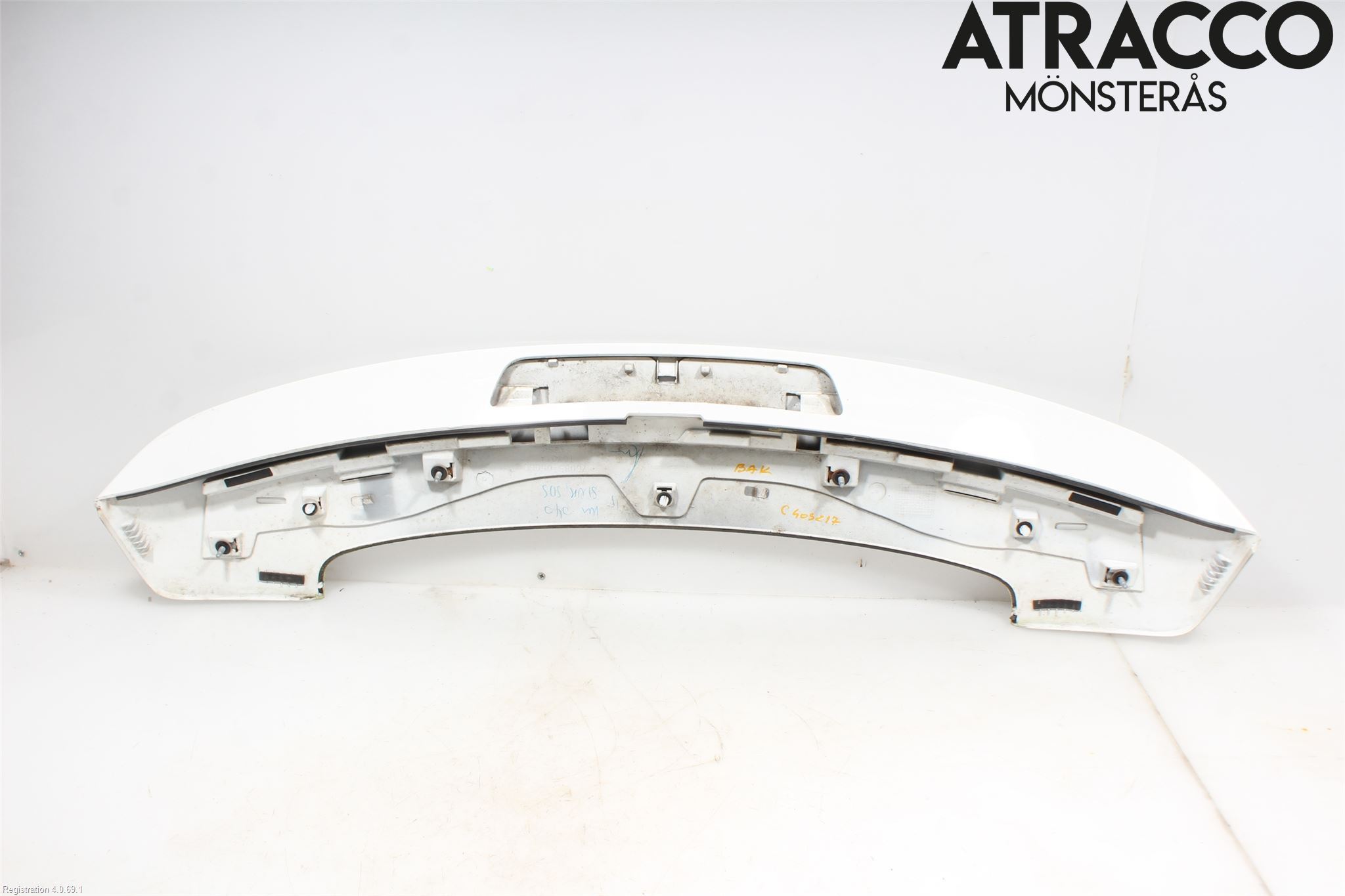 Toyota AVENSIS 09-15 Spoiler Baklucka