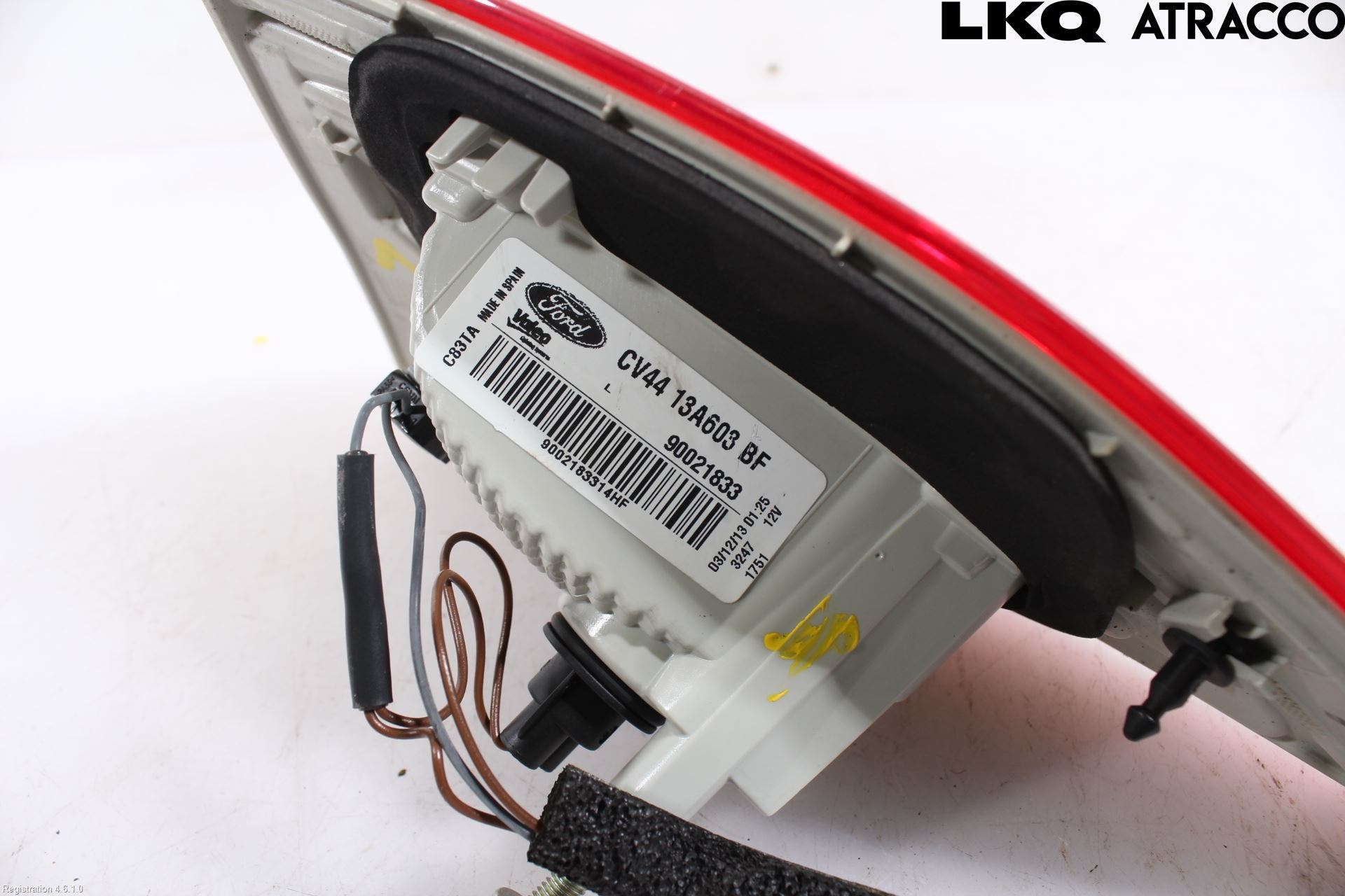 Ford KUGA 13-16 Bakljus Lucka Vä