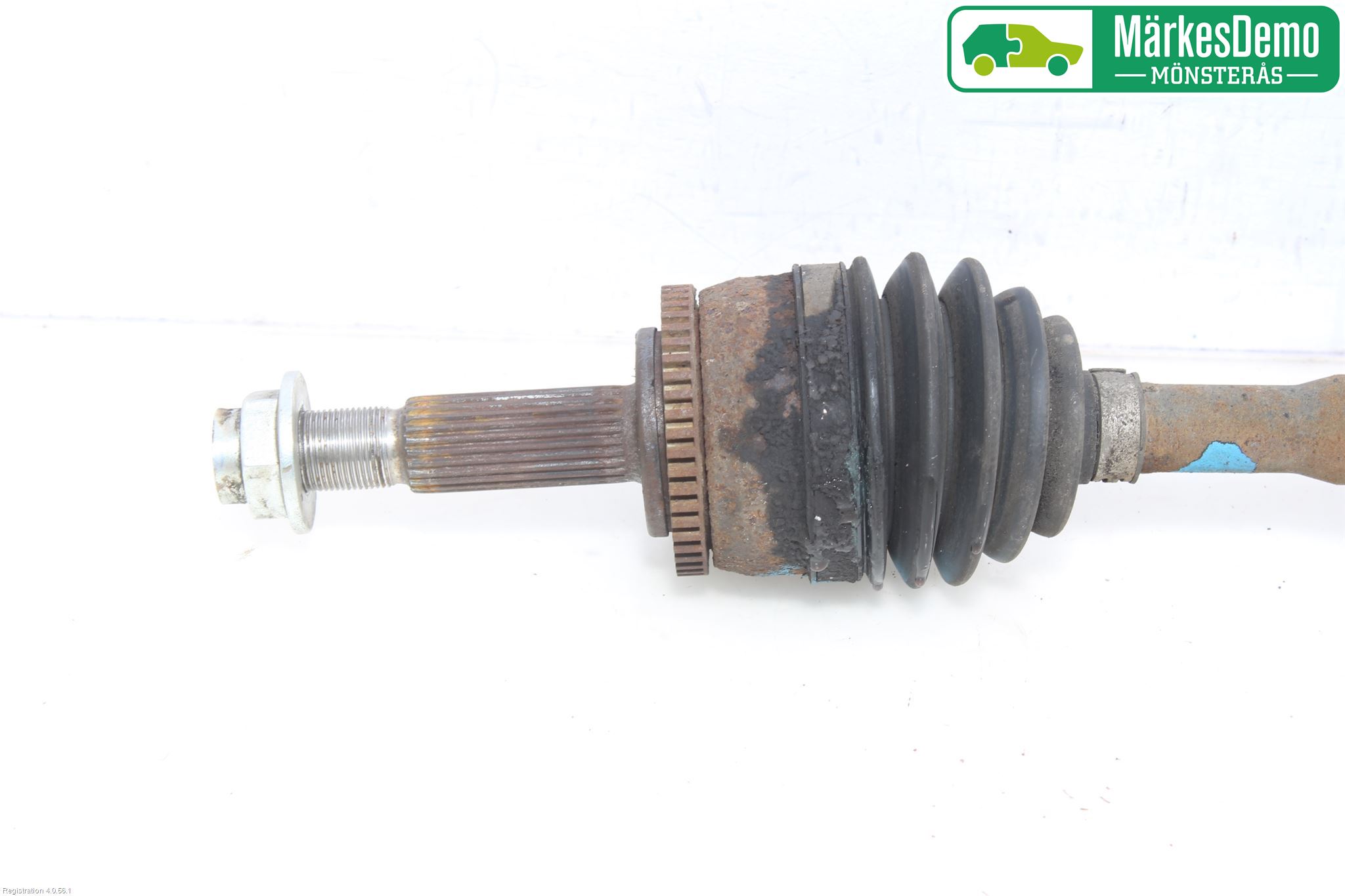 Kia RIO 12-16 Drivaxel Fram Höger