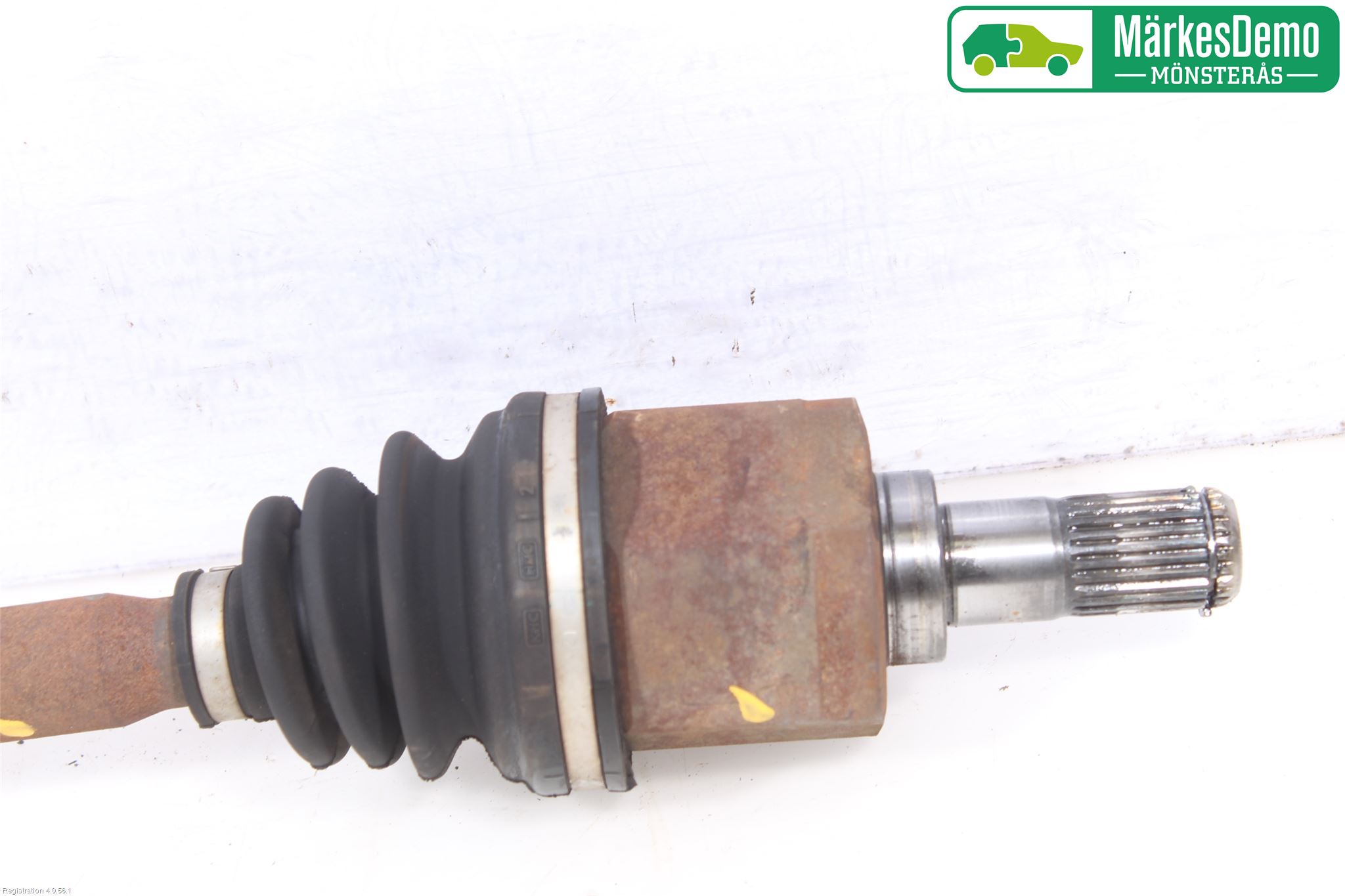 Kia RIO 12-16 Drivaxel Fram Höger