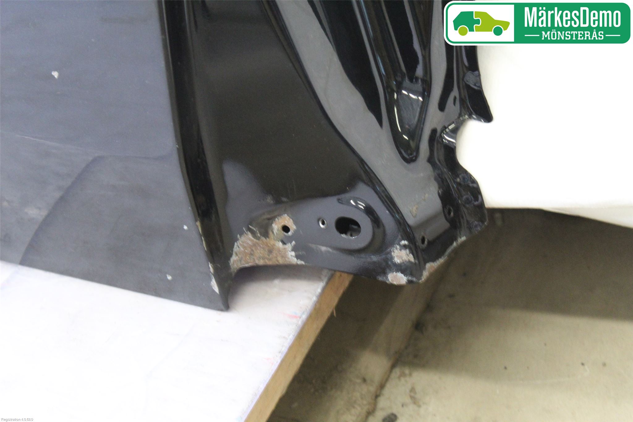 Mazda BT-50 Dörr Bak Höger