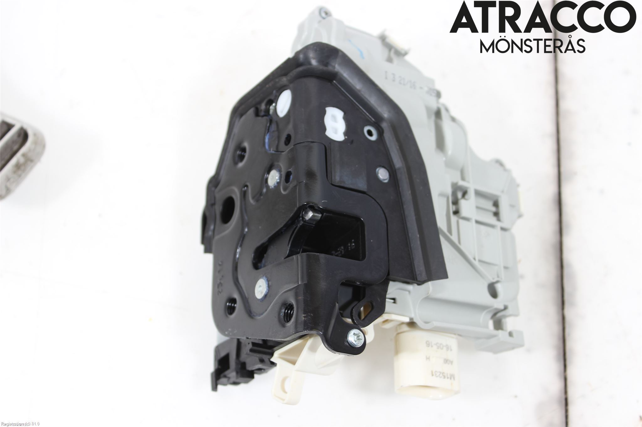 Audi A4/S4 B9 16-19 Låskista-Dörrlås