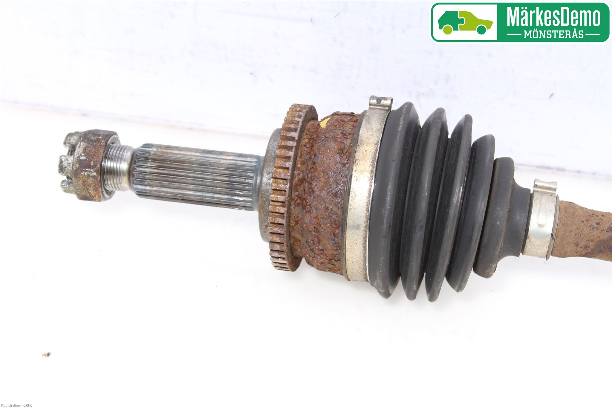 Hyundai i20 PB 09-14 Drivaxel Fram Vänster