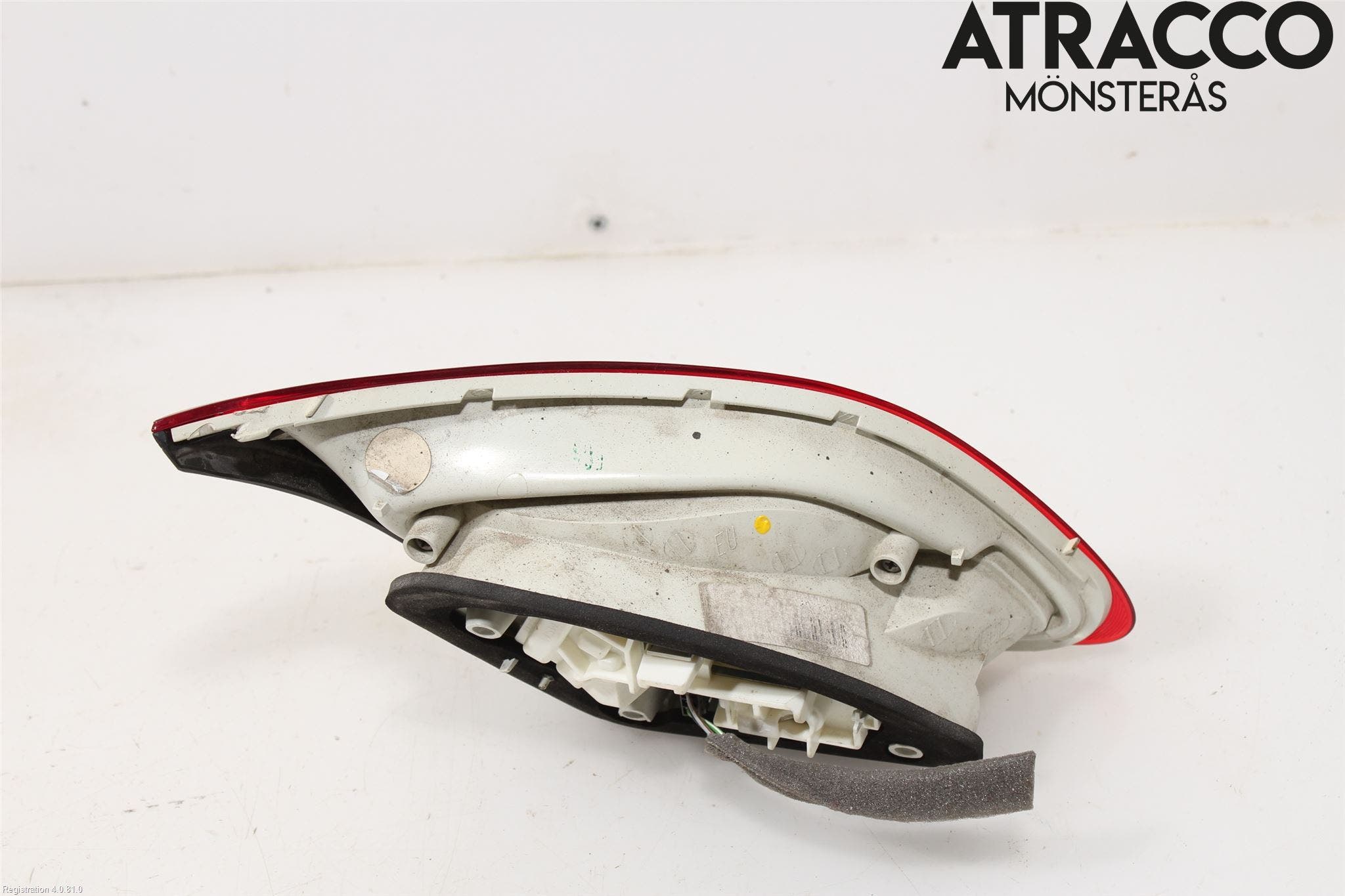 Opel ASTRA J 10-15 Bakljus Lucka Hö