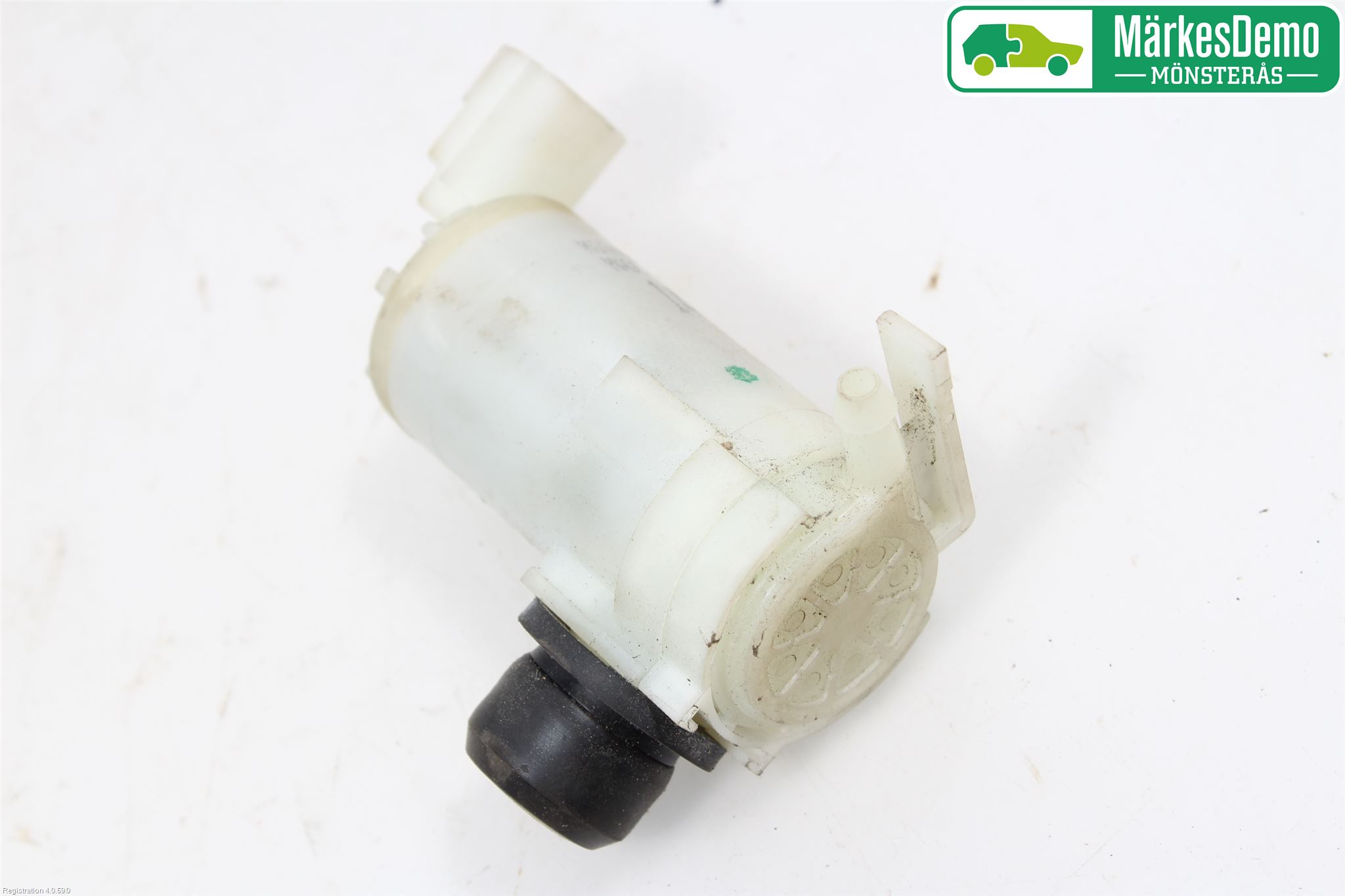 Nissan NV200/NV200 COMBI Spolarpump Vindruta