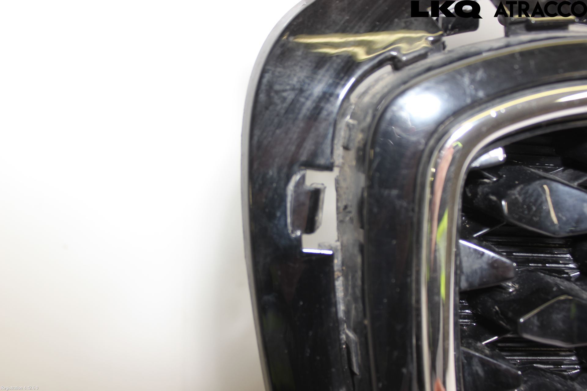 Kia SPORTAGE (QL) 16-21 Grill Komp