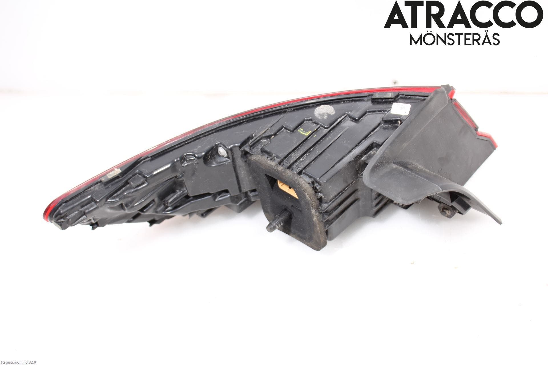 Volkswagen VW ARTEON 17- Bakljus Höger